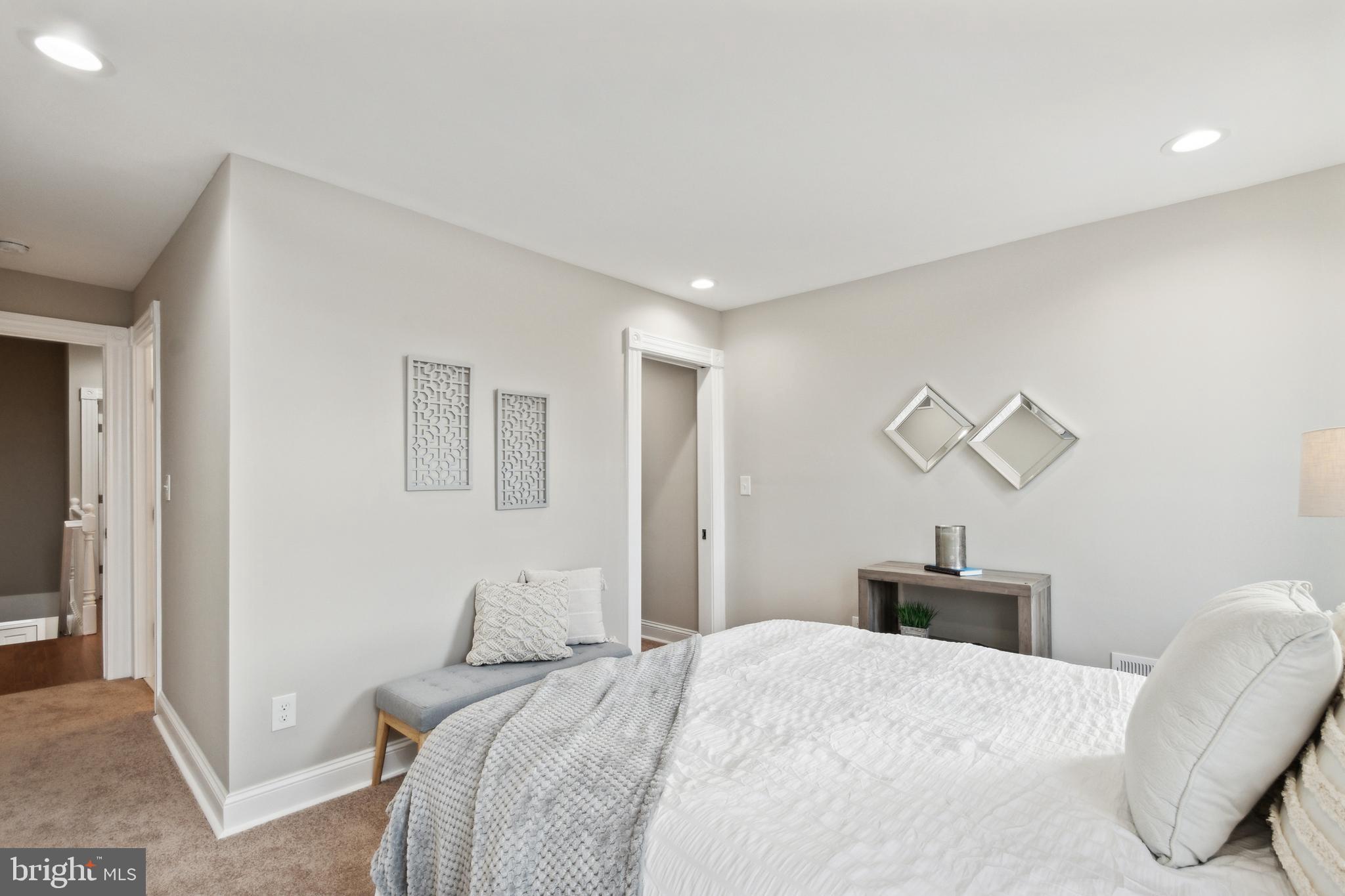 BIDDLE STREET - Residential