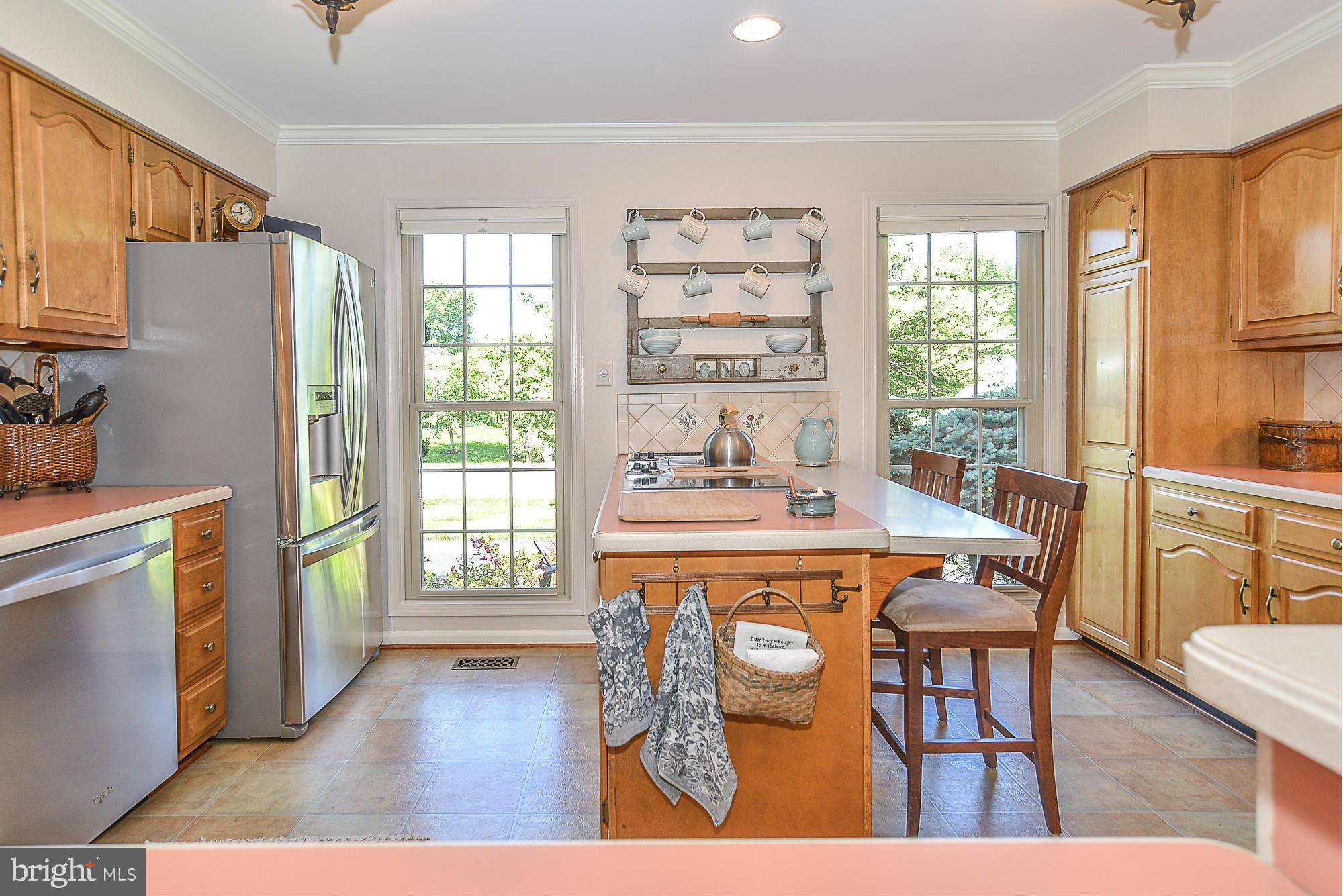 MCLEAN ESTATES - Residential