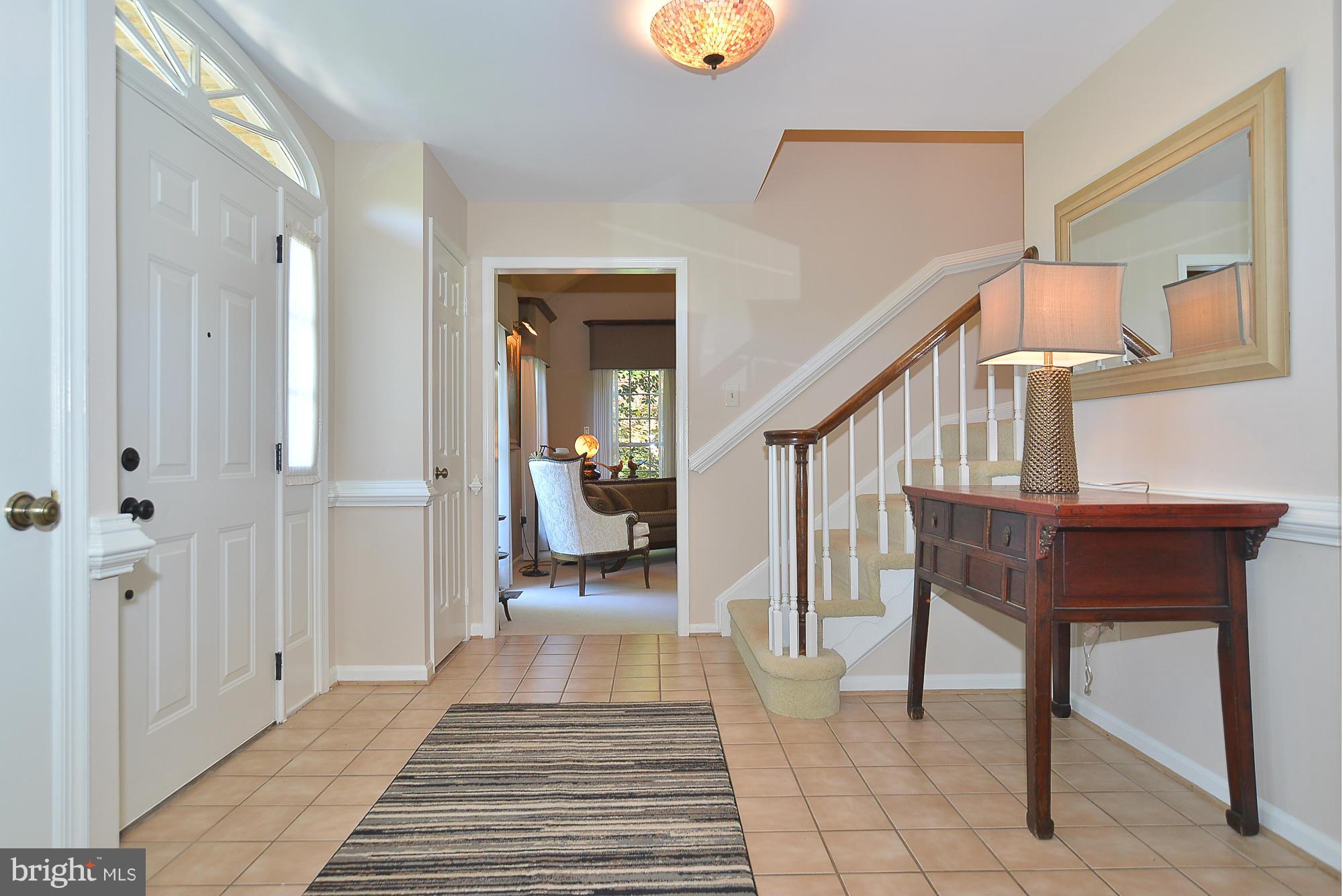 MCLEAN ESTATES - Residential