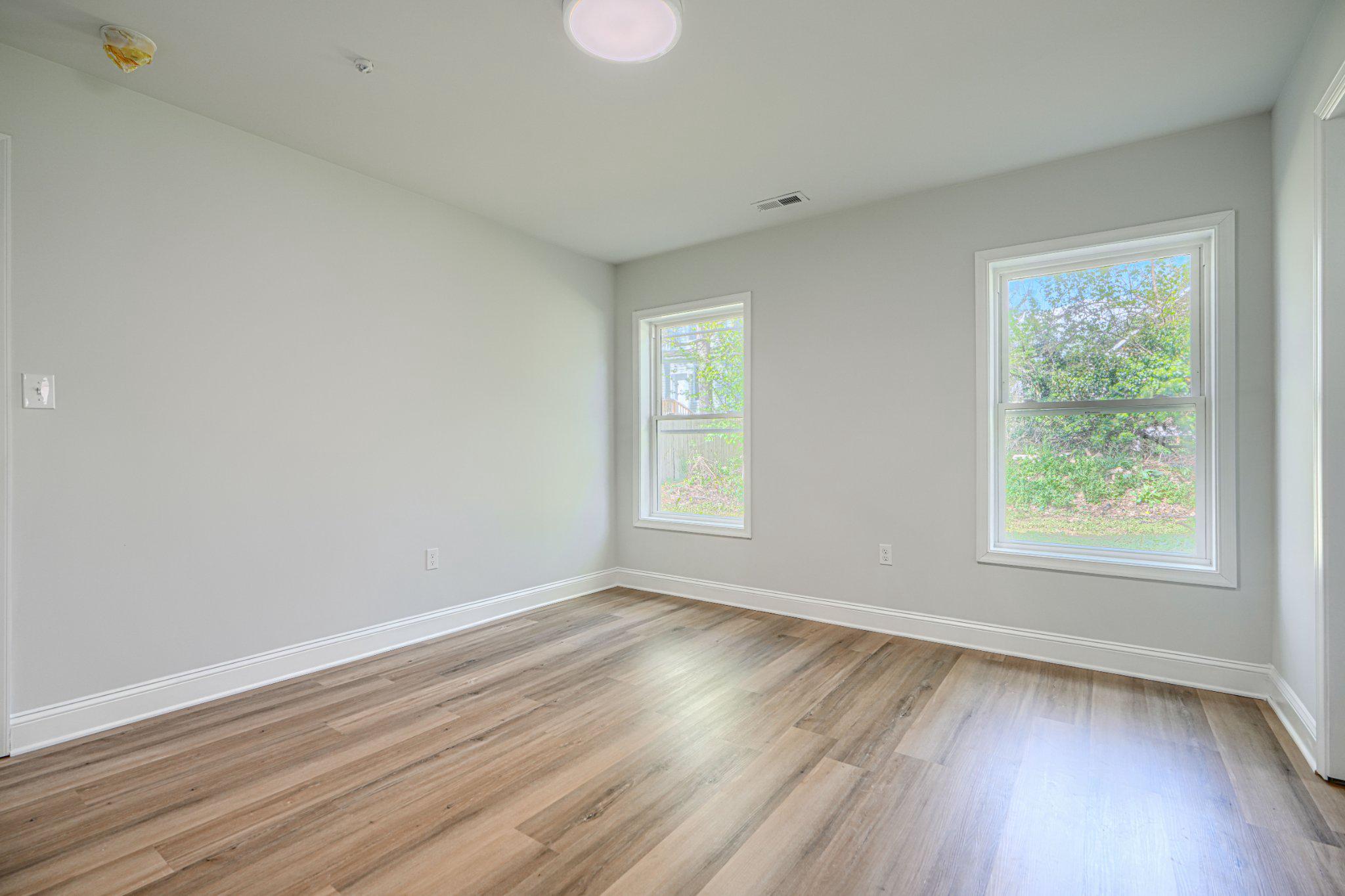 ARLINGTON - Residential