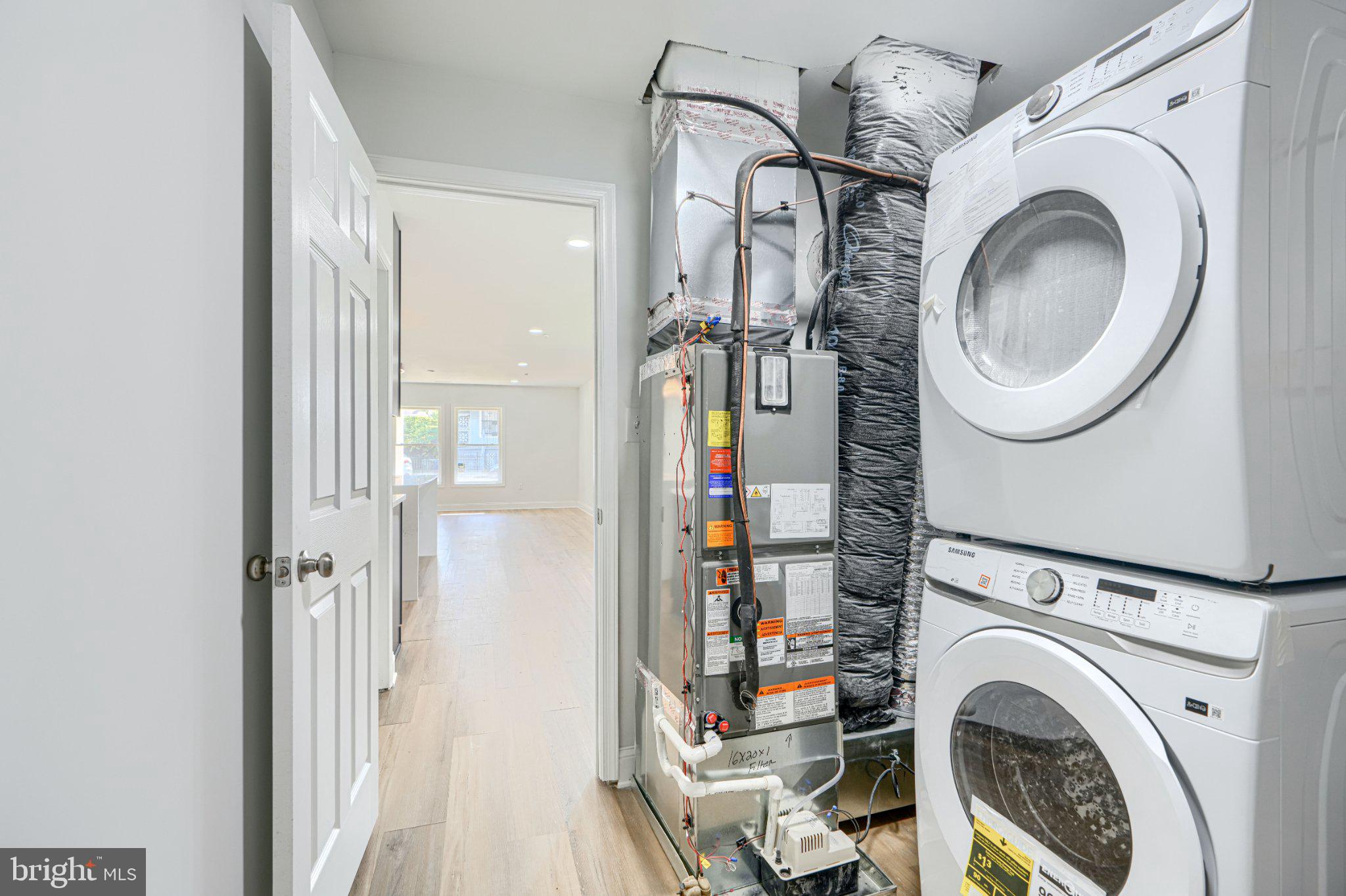 ARLINGTON - Residential