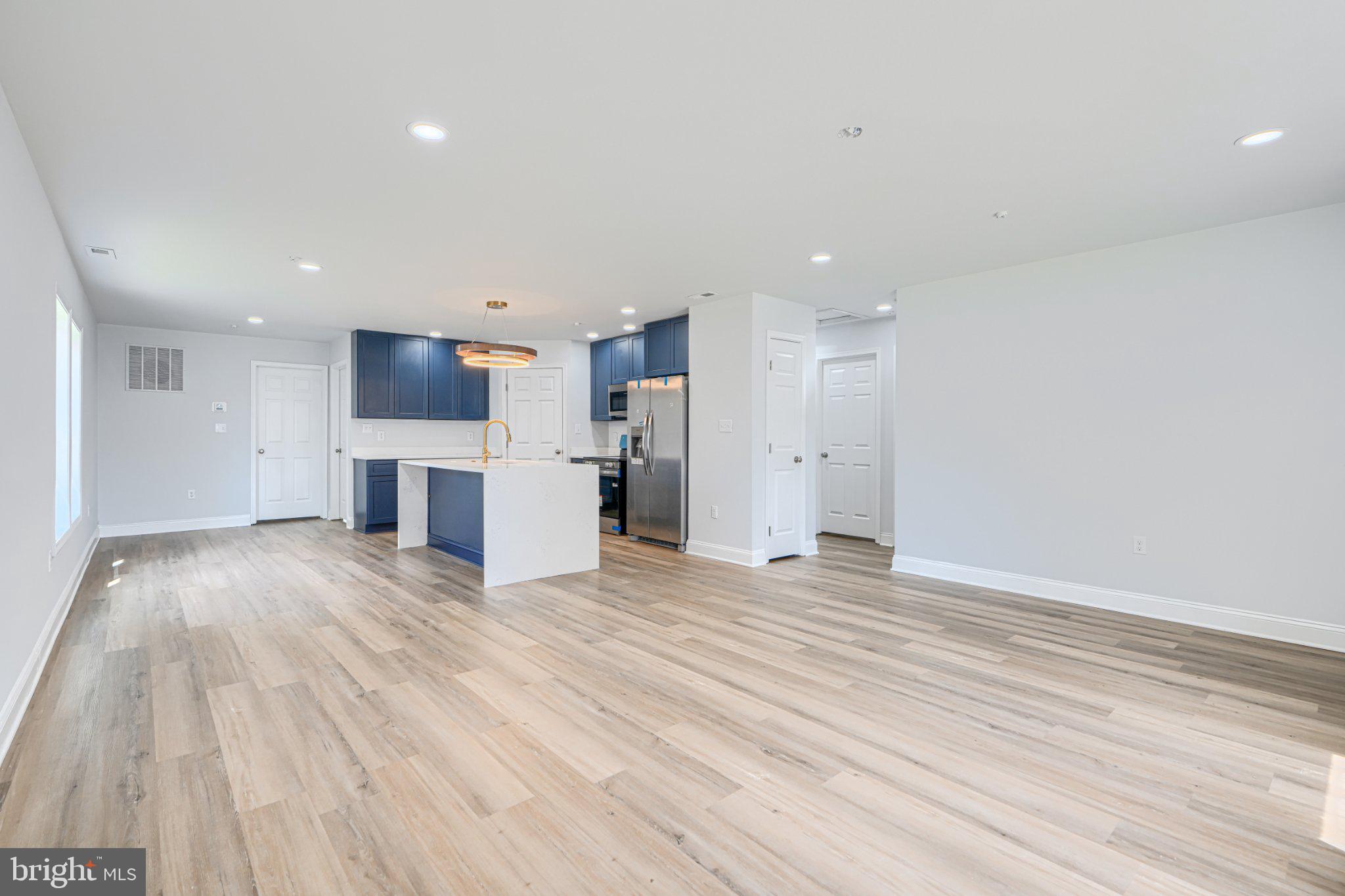 ARLINGTON - Residential