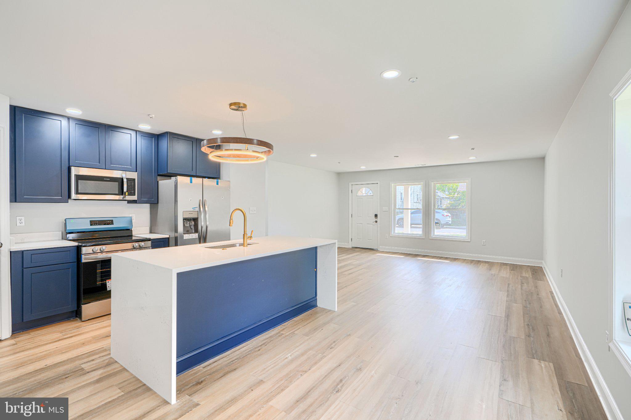 ARLINGTON - Residential