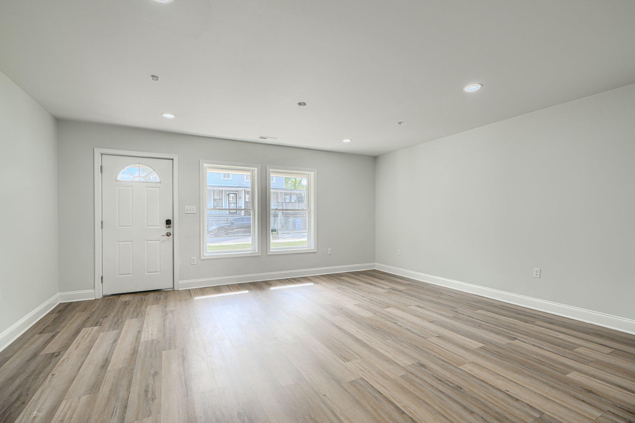 ARLINGTON - Residential