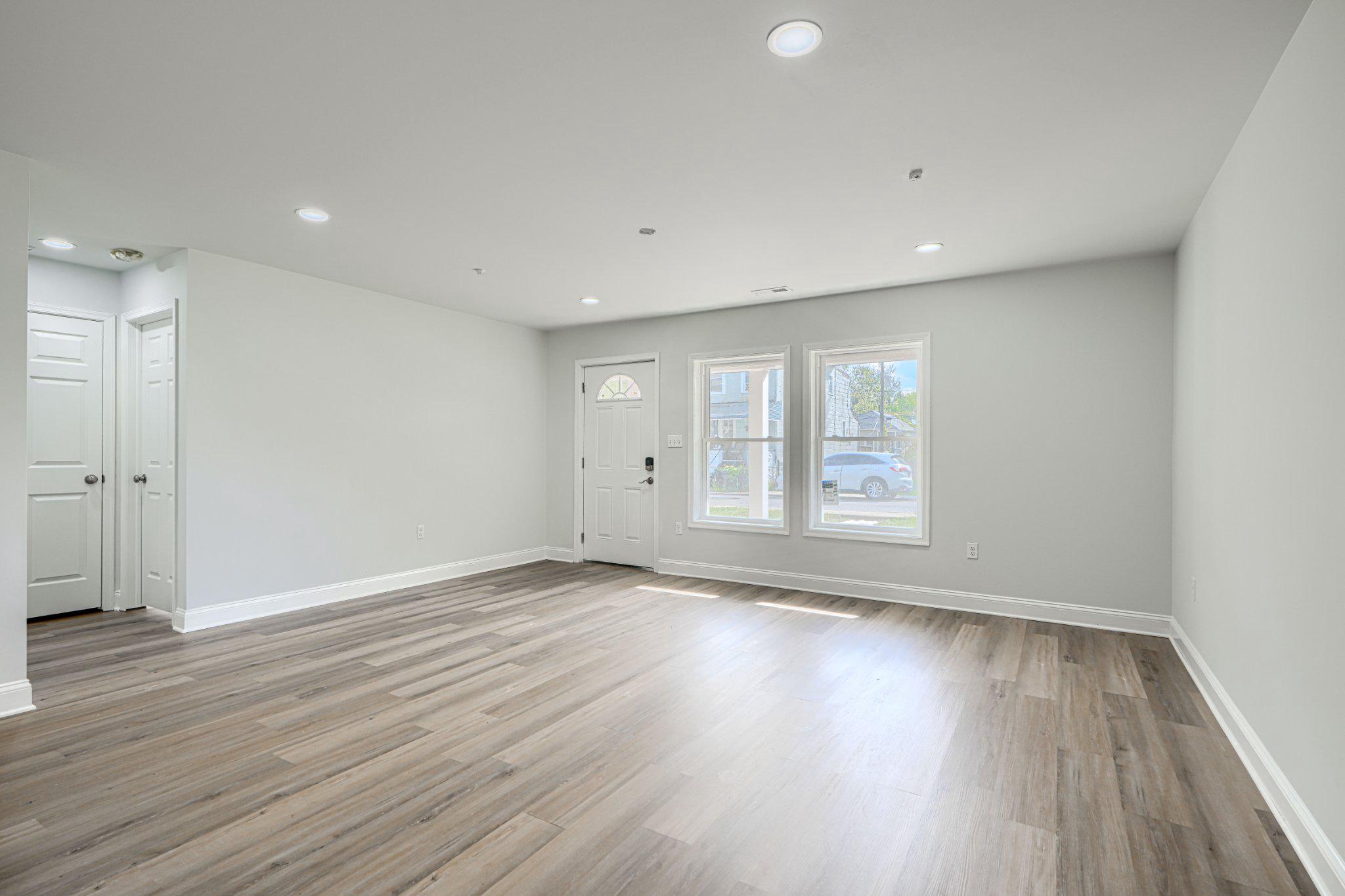 ARLINGTON - Residential