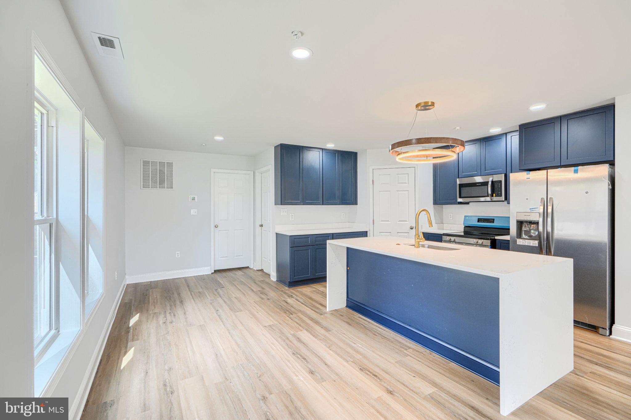 ARLINGTON - Residential