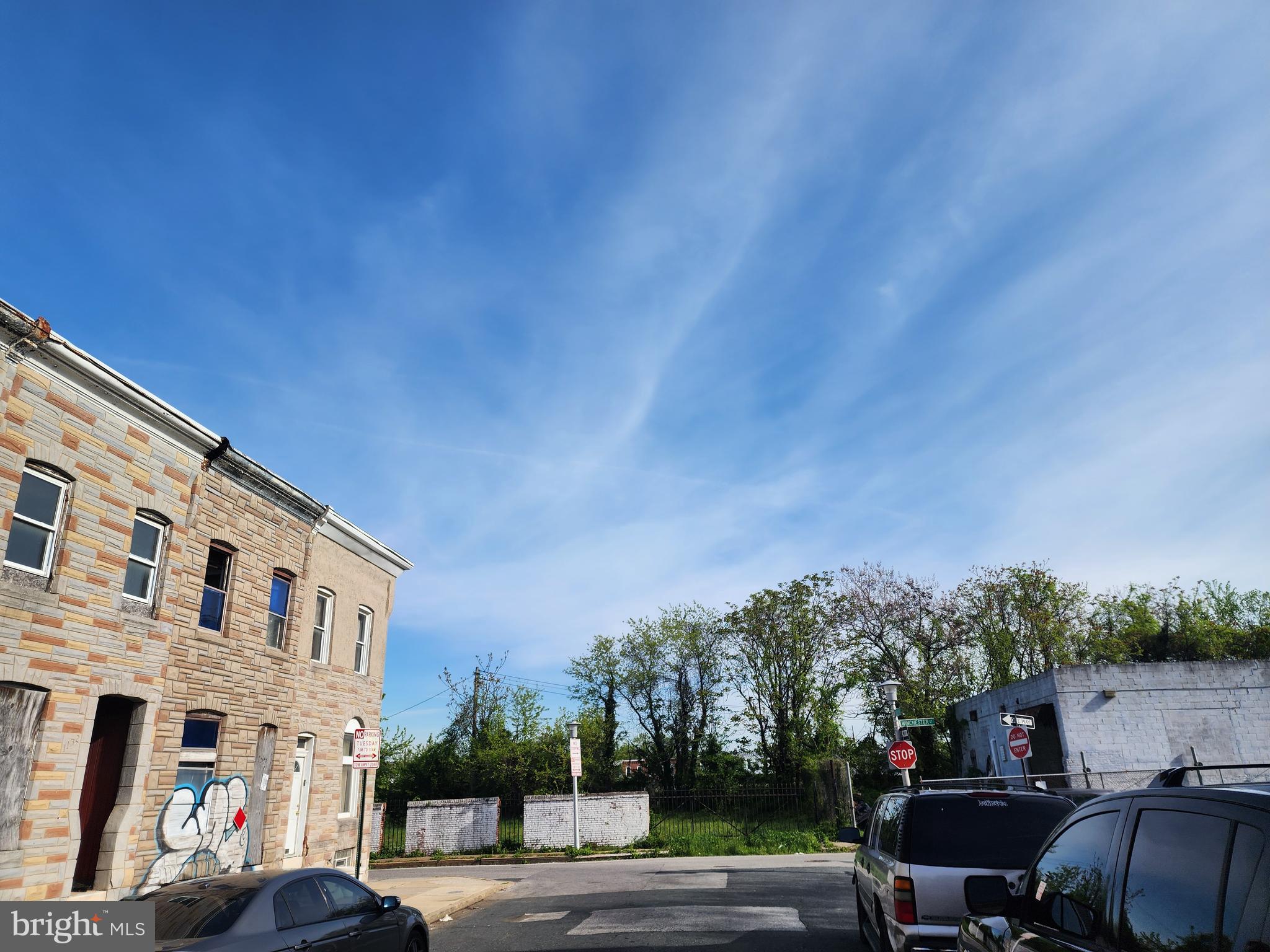 SANDTOWN-WINCHESTER - Residential