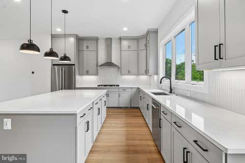 Photo of 6326 Cetus Lane, NORTH BETHESDA, MD 20852 (MLS # MDMC2249682)
