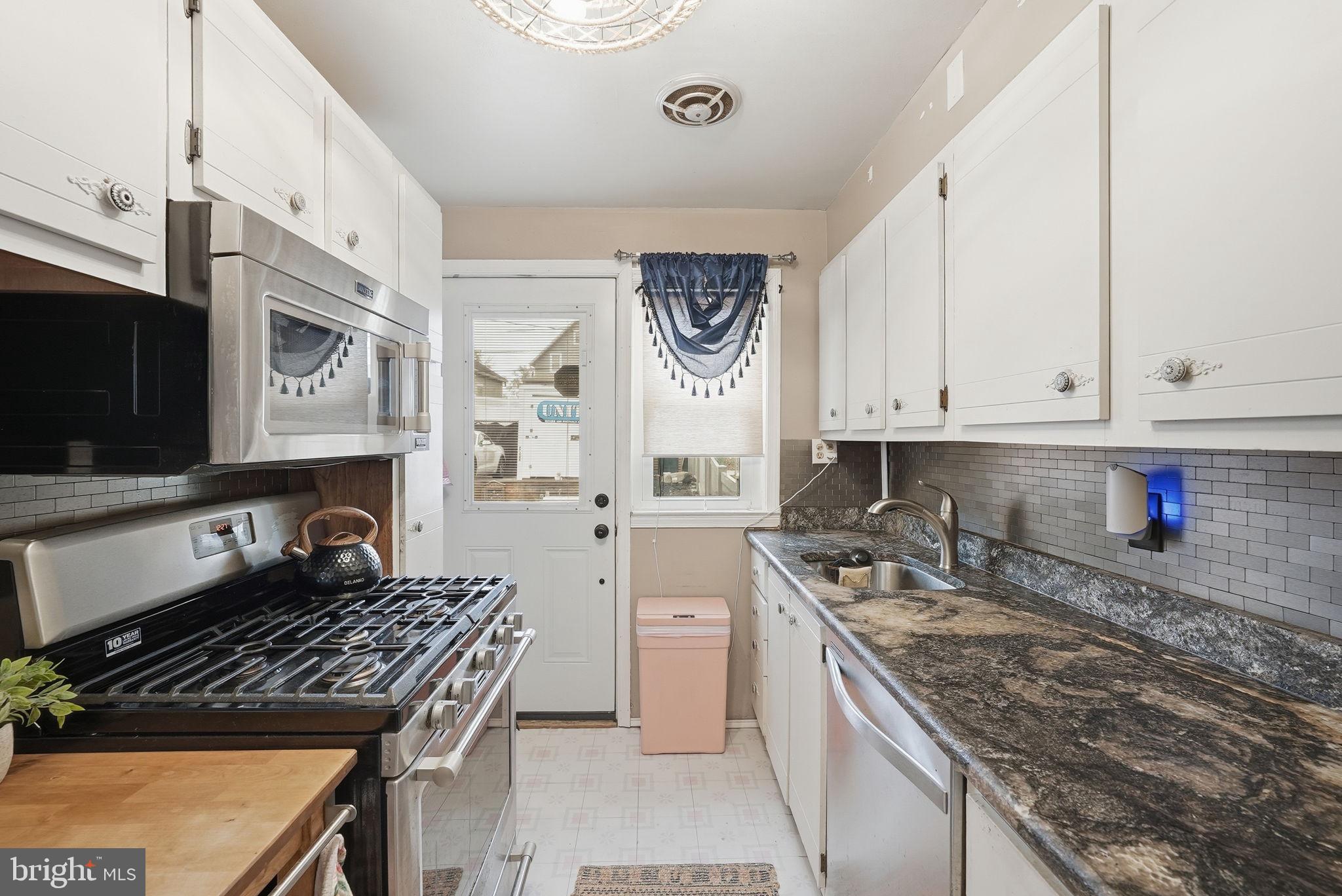 WARD 27 - Residential