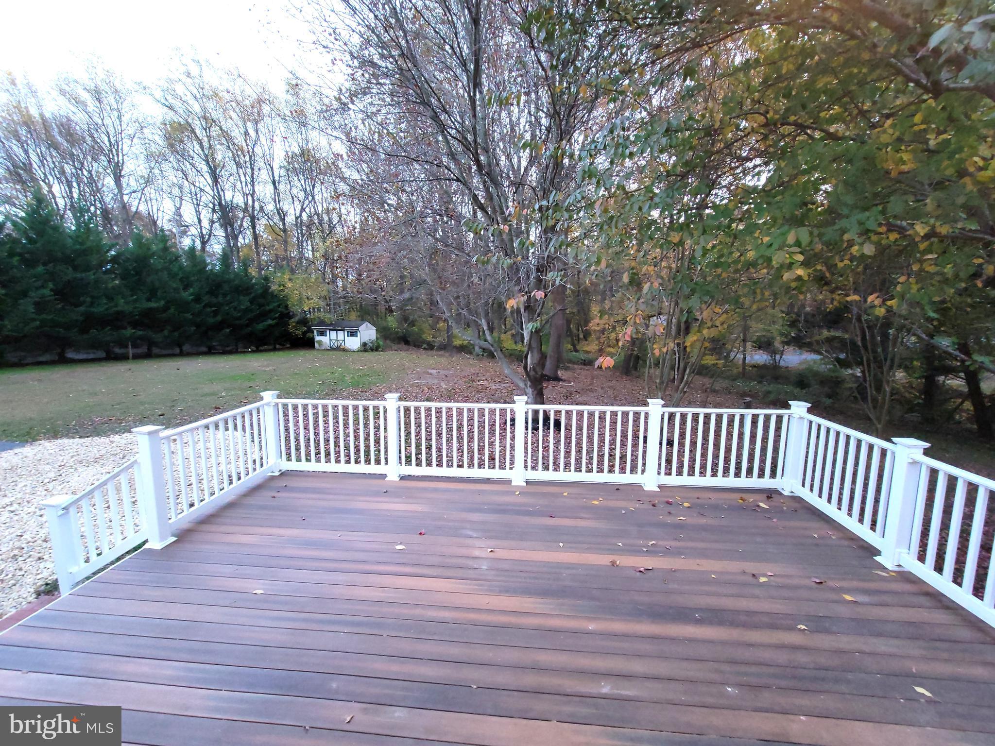 CREEK POINT - Residential