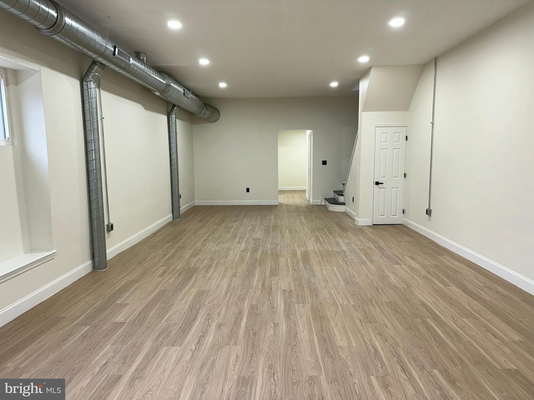 OLDE KENSINGTON - Commercial Sale