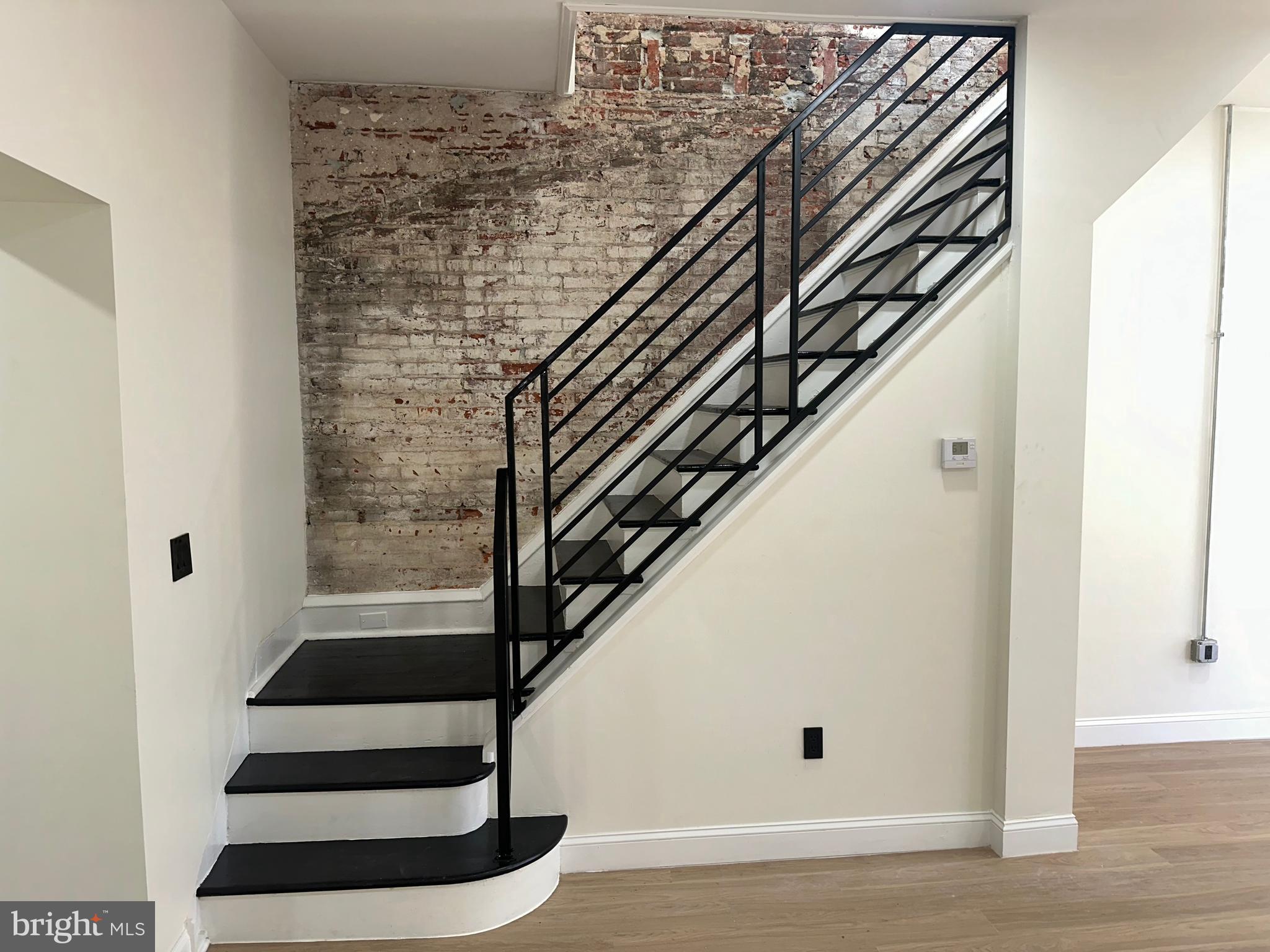 OLDE KENSINGTON - Commercial Sale