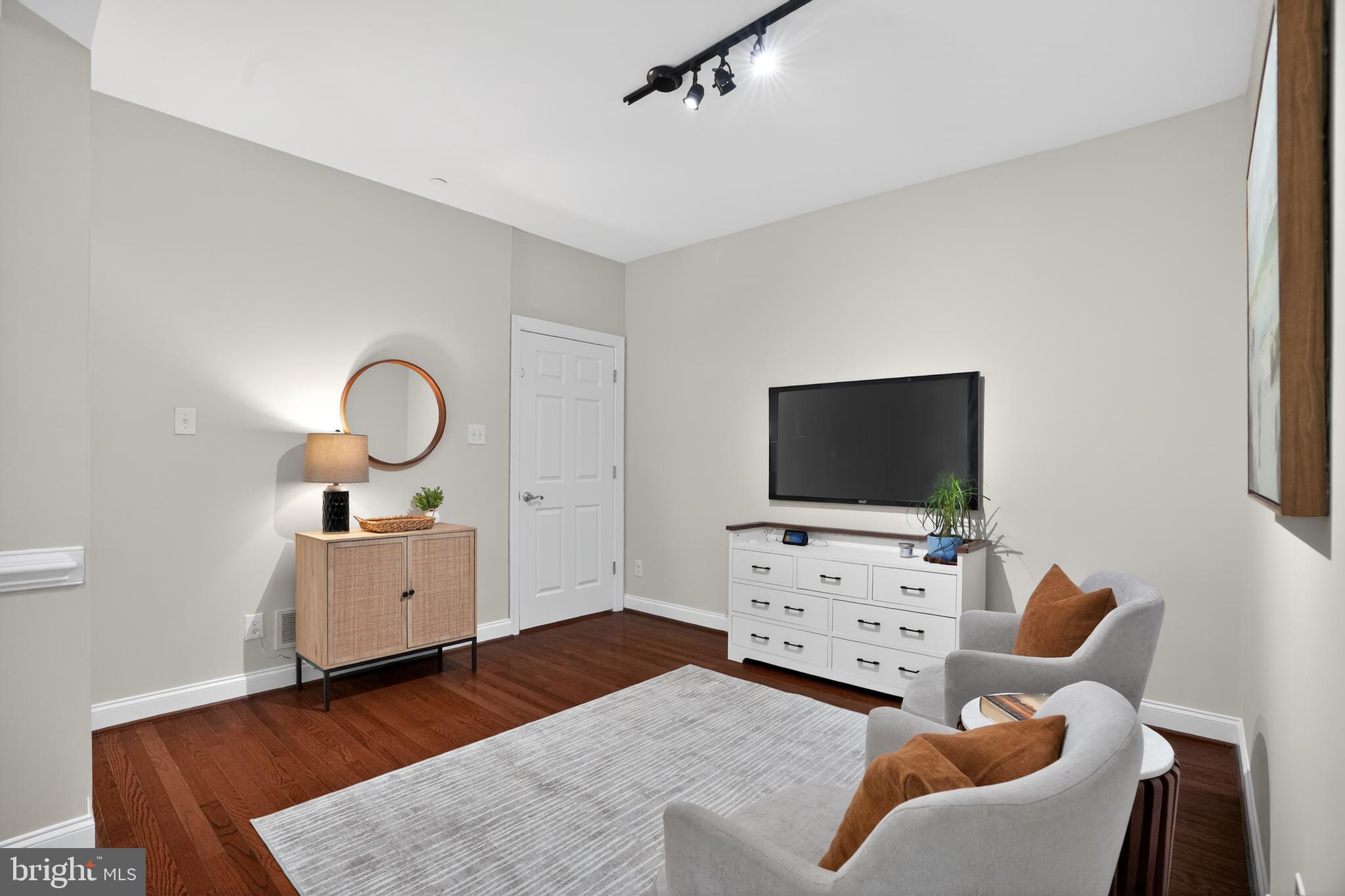 PICKERING CROSSING - Residential