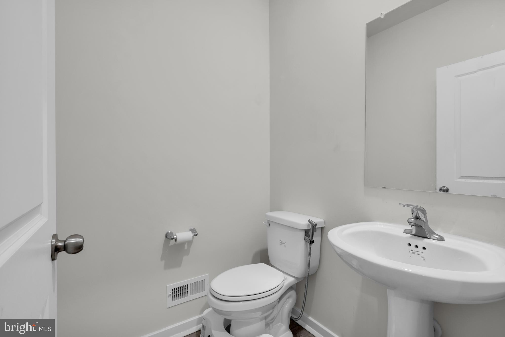 BROOKSIDE COURT AT UPPER SAUCON - Residential