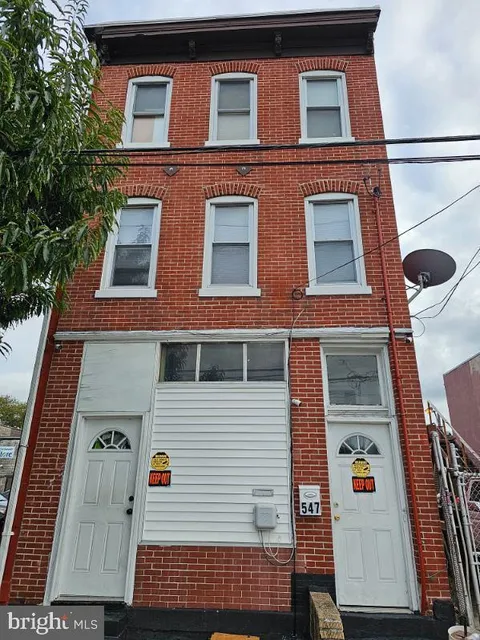 547 Perry Street Unit 1, Trenton, NJ MLS: NJME2058570