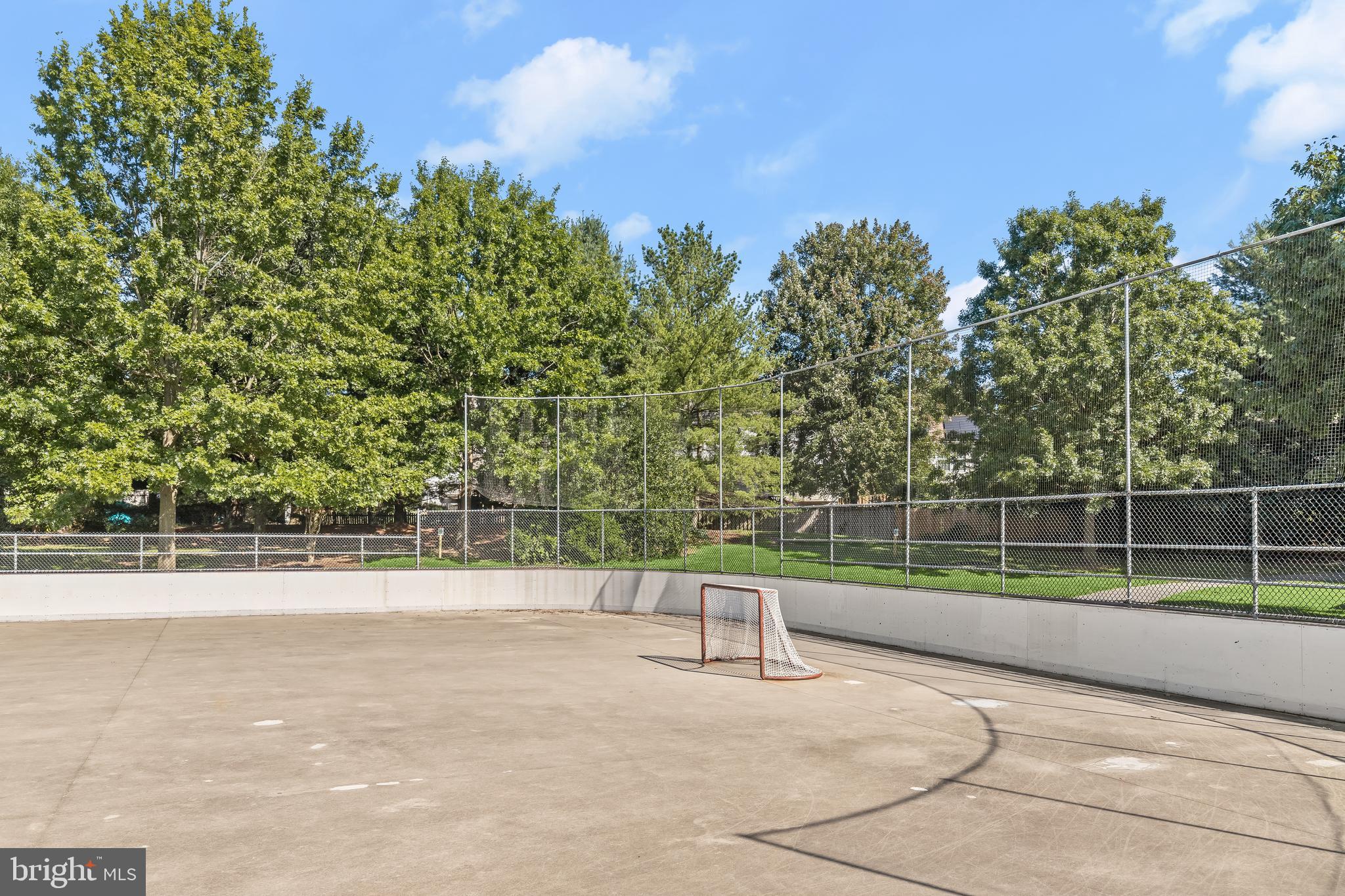 FREDERICKTOWNE VILLAGE - Residential