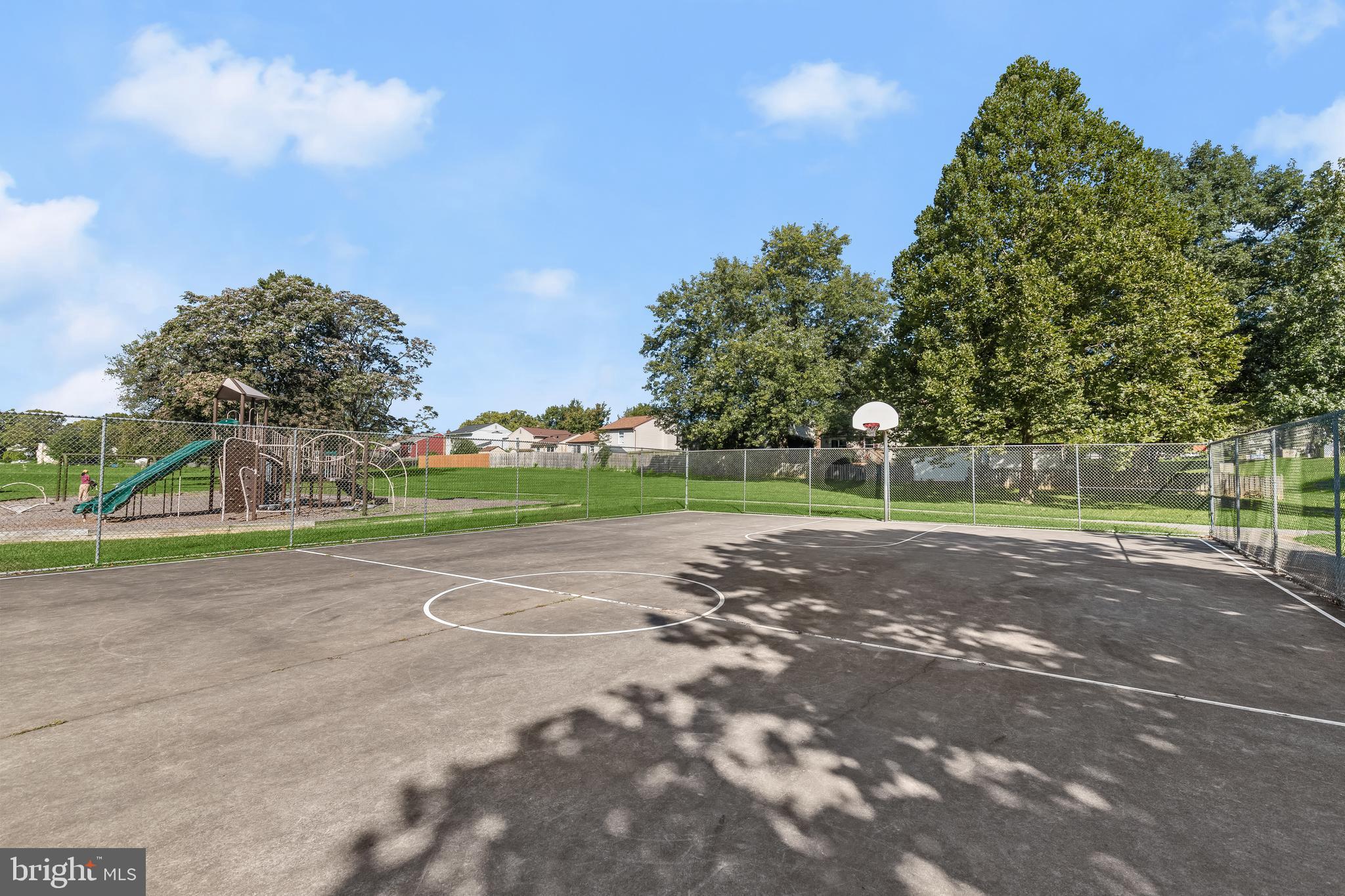 FREDERICKTOWNE VILLAGE - Residential