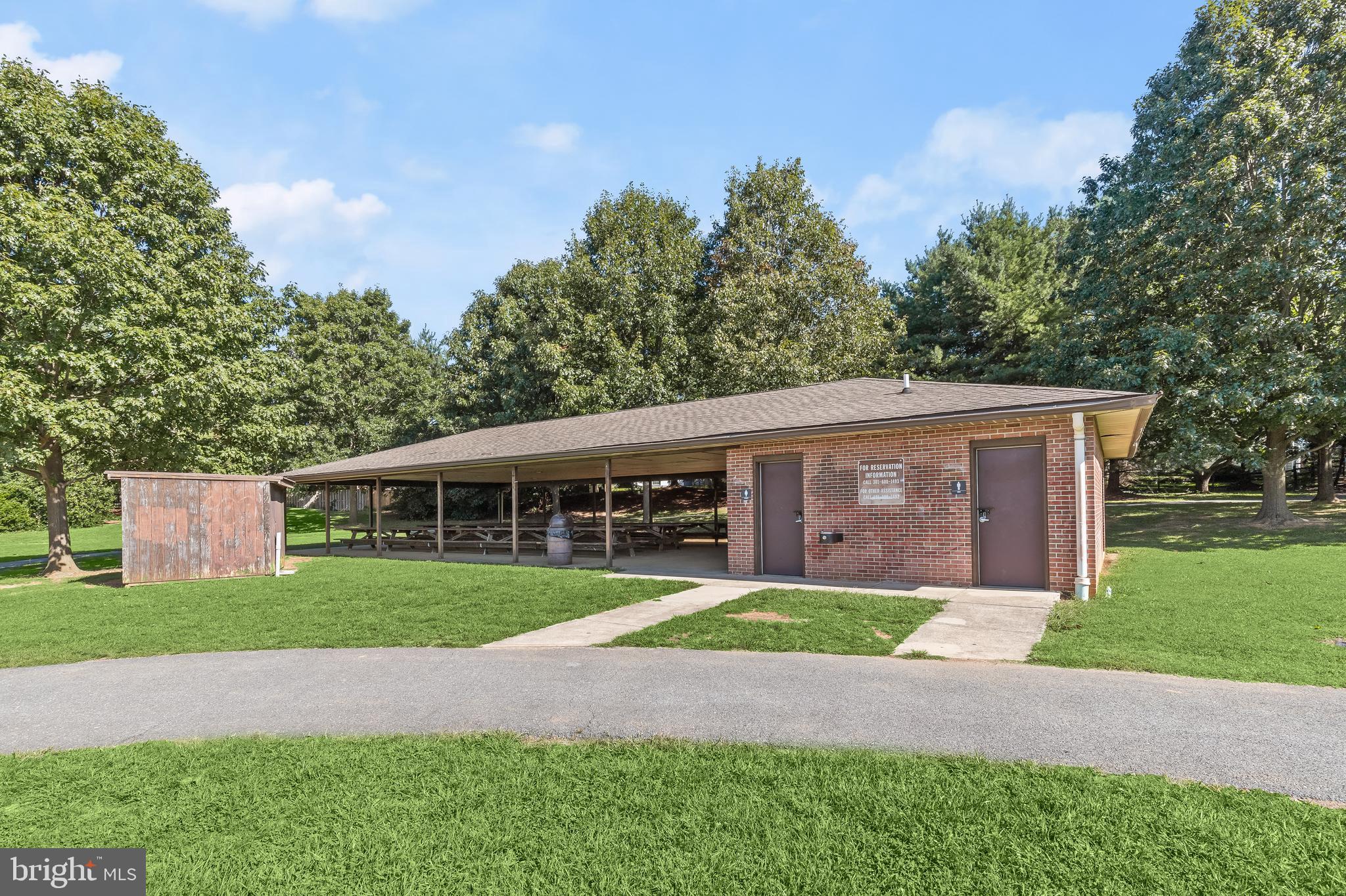 FREDERICKTOWNE VILLAGE - Residential