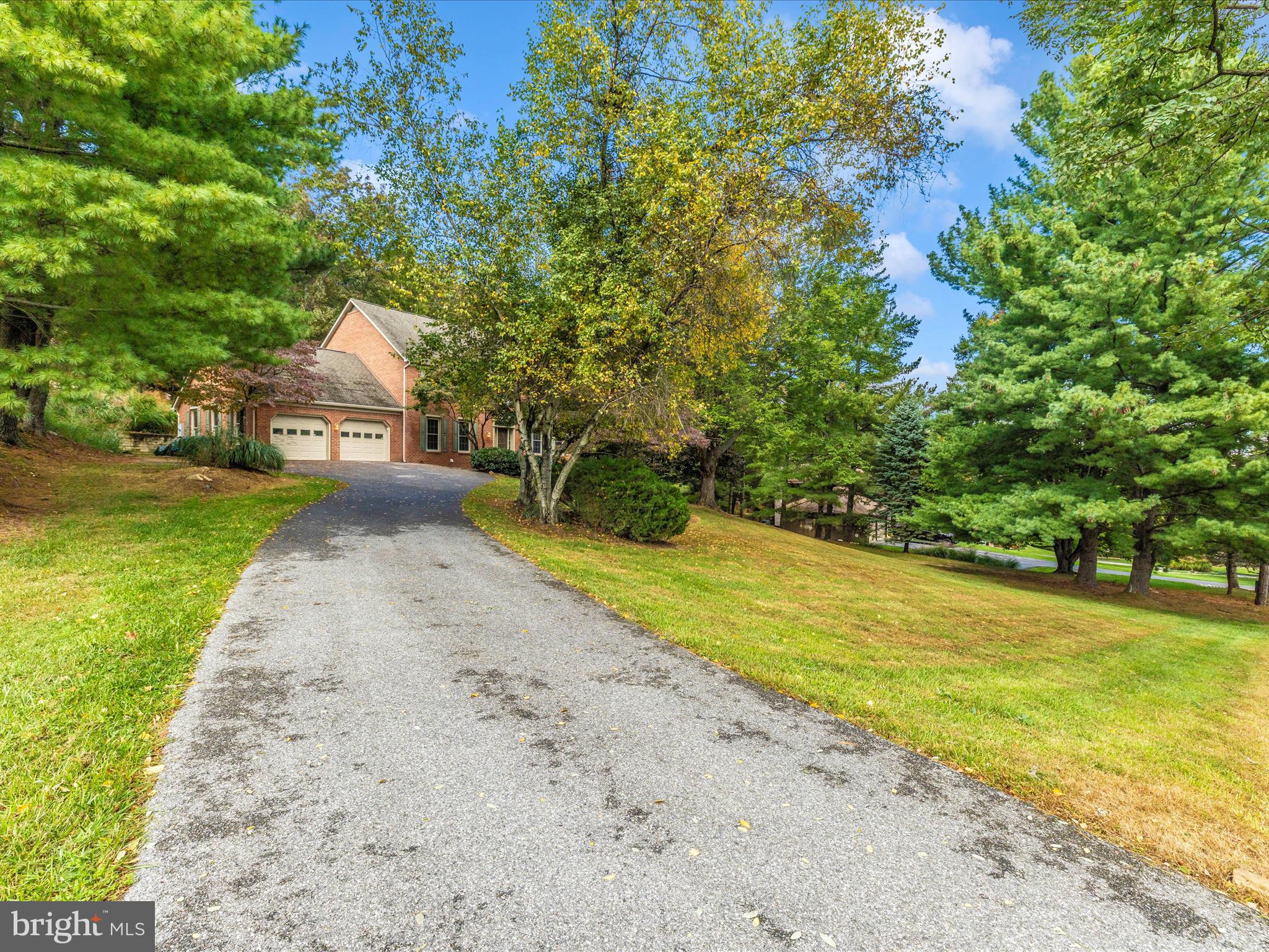 MOUNTAIN LAUREL ESTATES - Residential