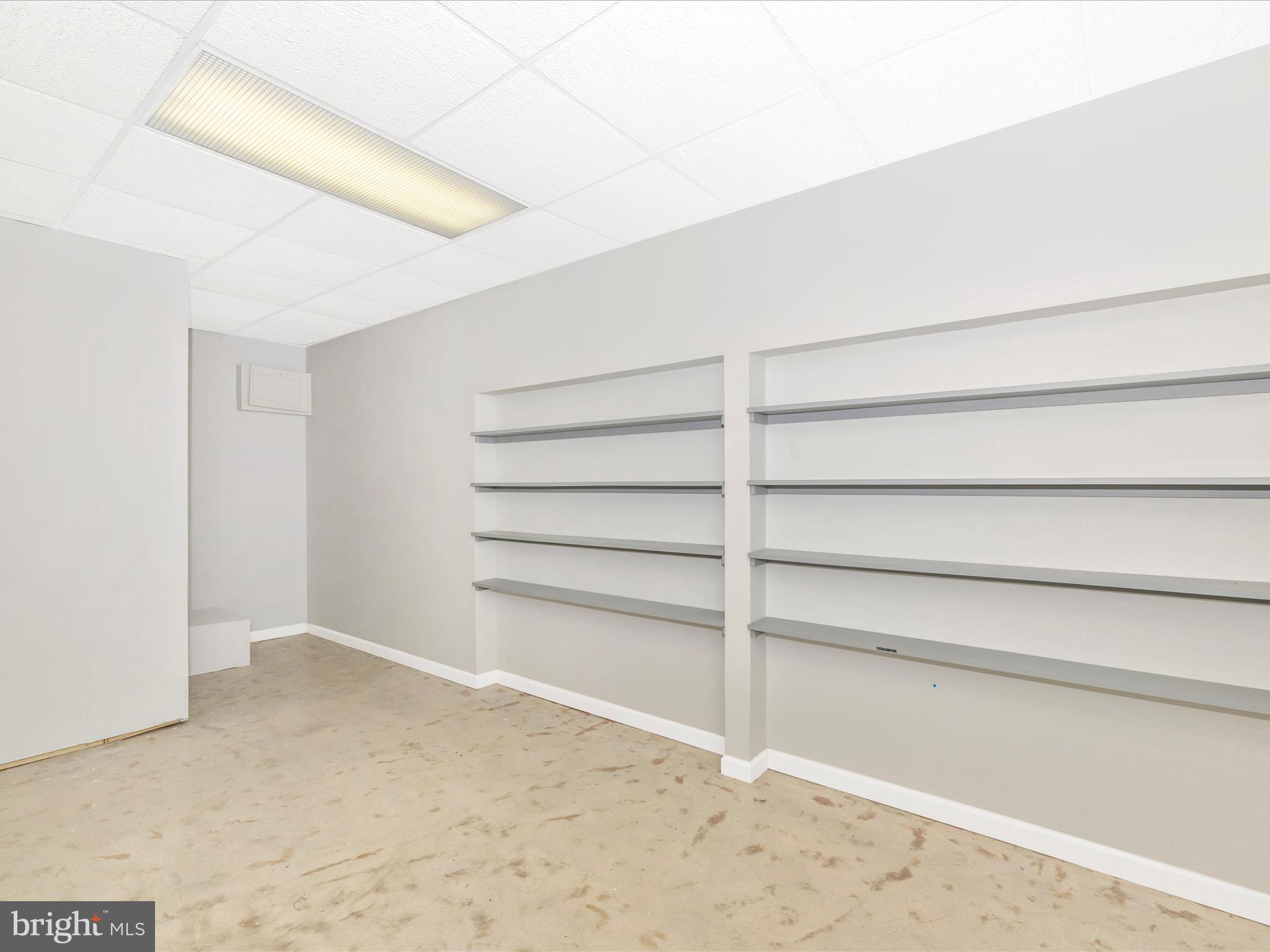 MOUNTAIN LAUREL ESTATES - Residential