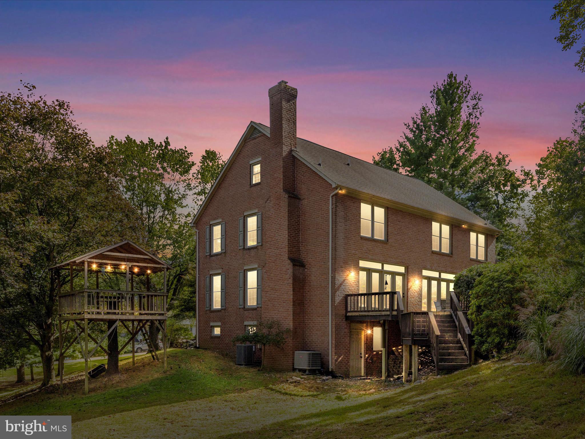 MOUNTAIN LAUREL ESTATES - Residential