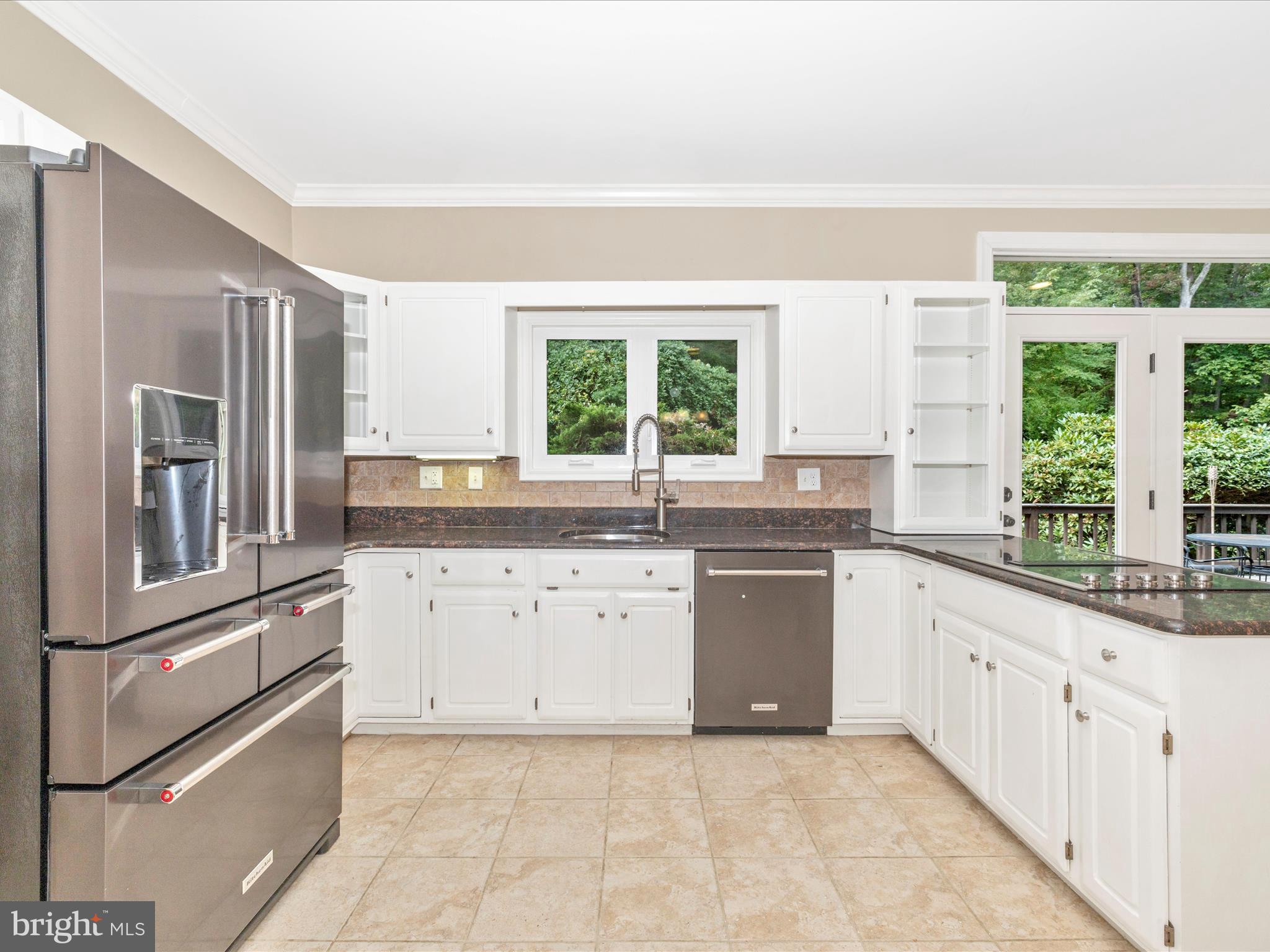 MOUNTAIN LAUREL ESTATES - Residential