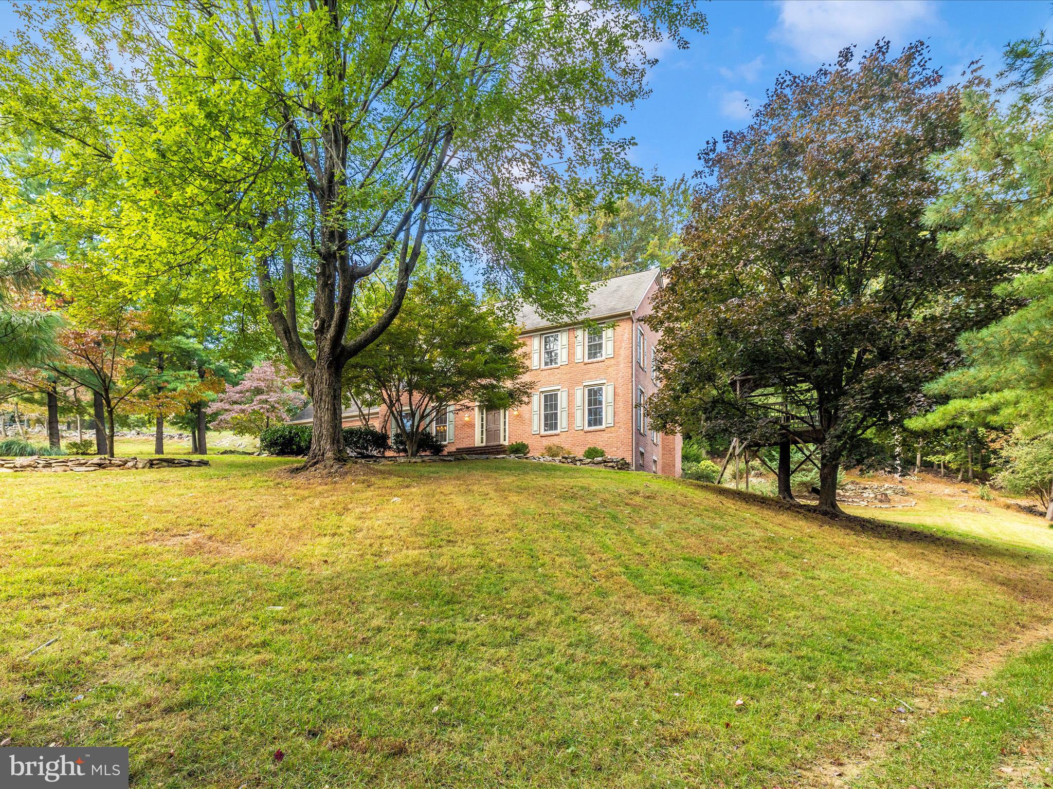 MOUNTAIN LAUREL ESTATES - Residential