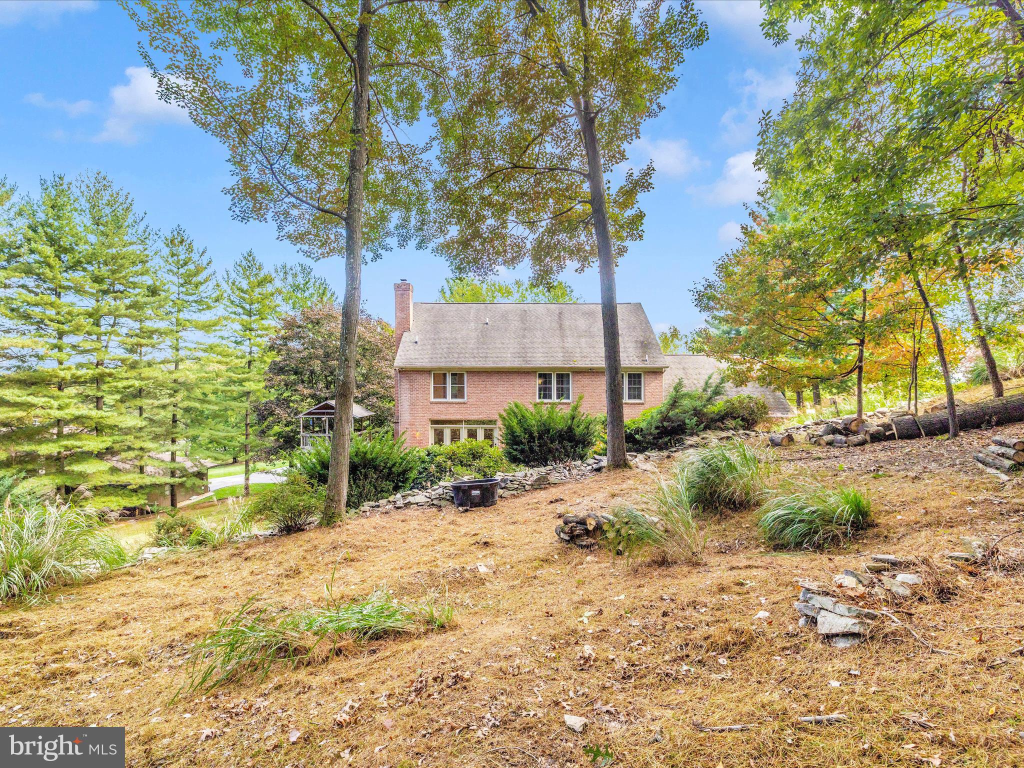 MOUNTAIN LAUREL ESTATES - Residential