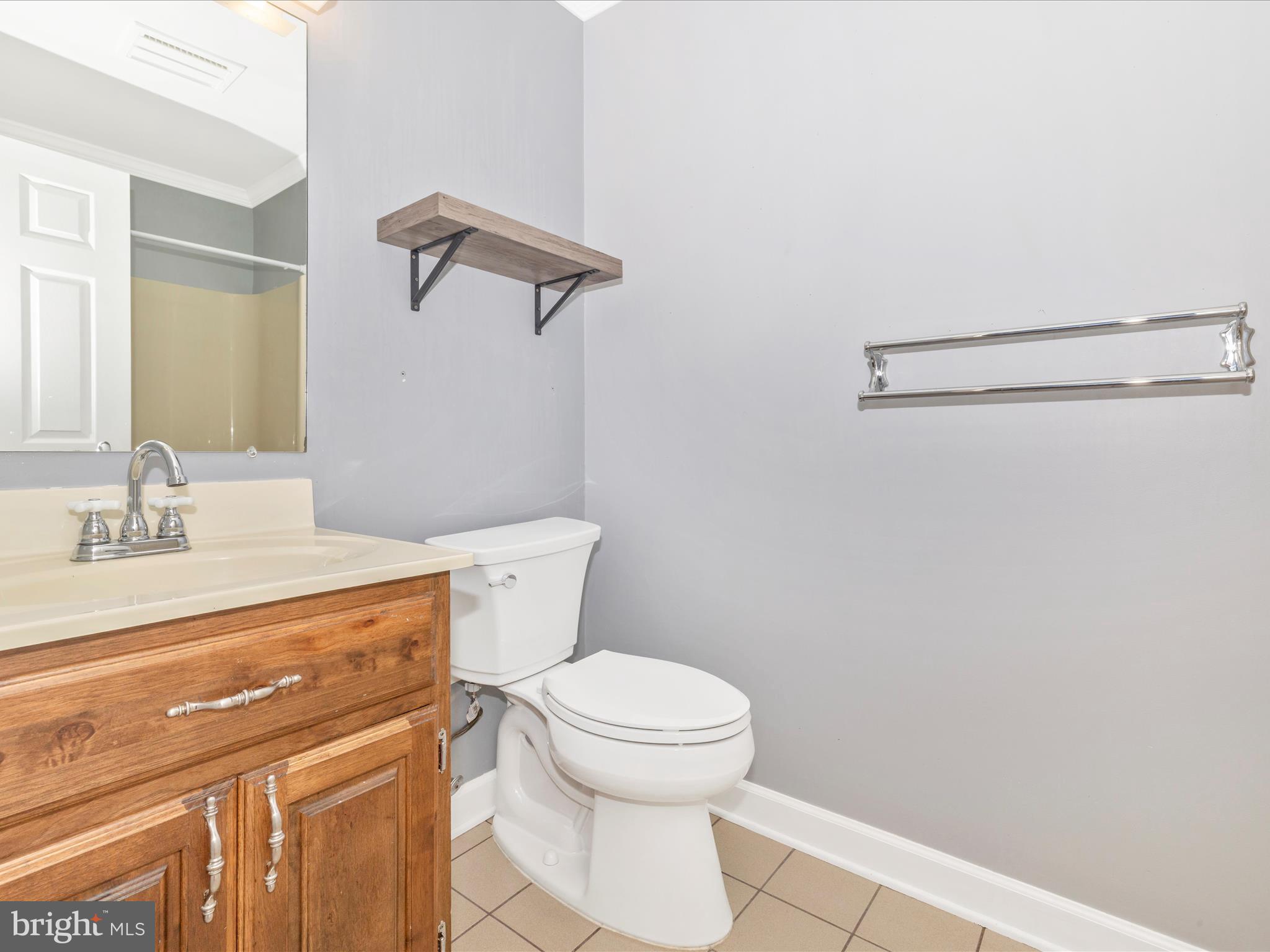 MOUNTAIN LAUREL ESTATES - Residential