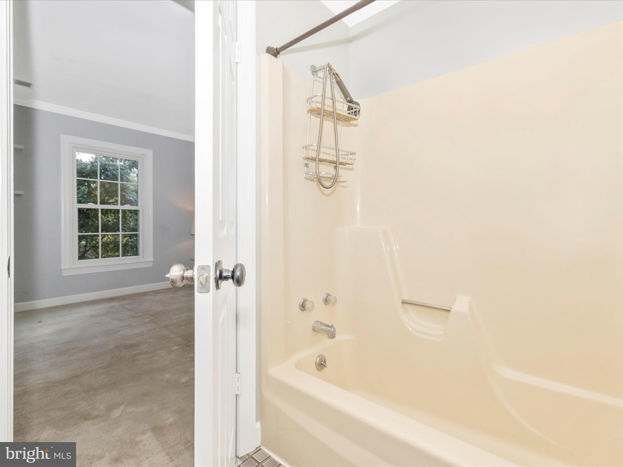 MOUNTAIN LAUREL ESTATES - Residential