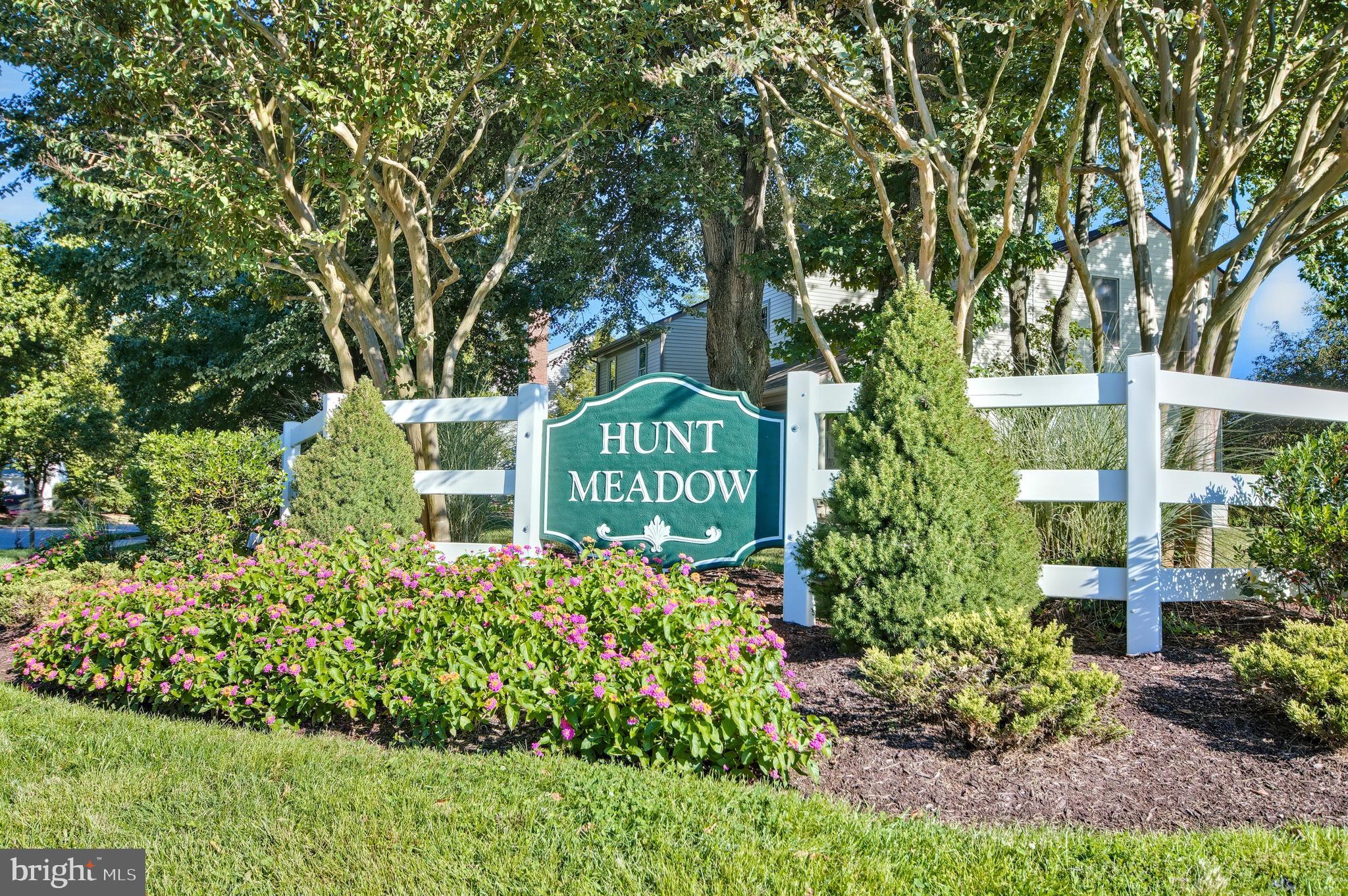 HUNT MEADOW - Residential