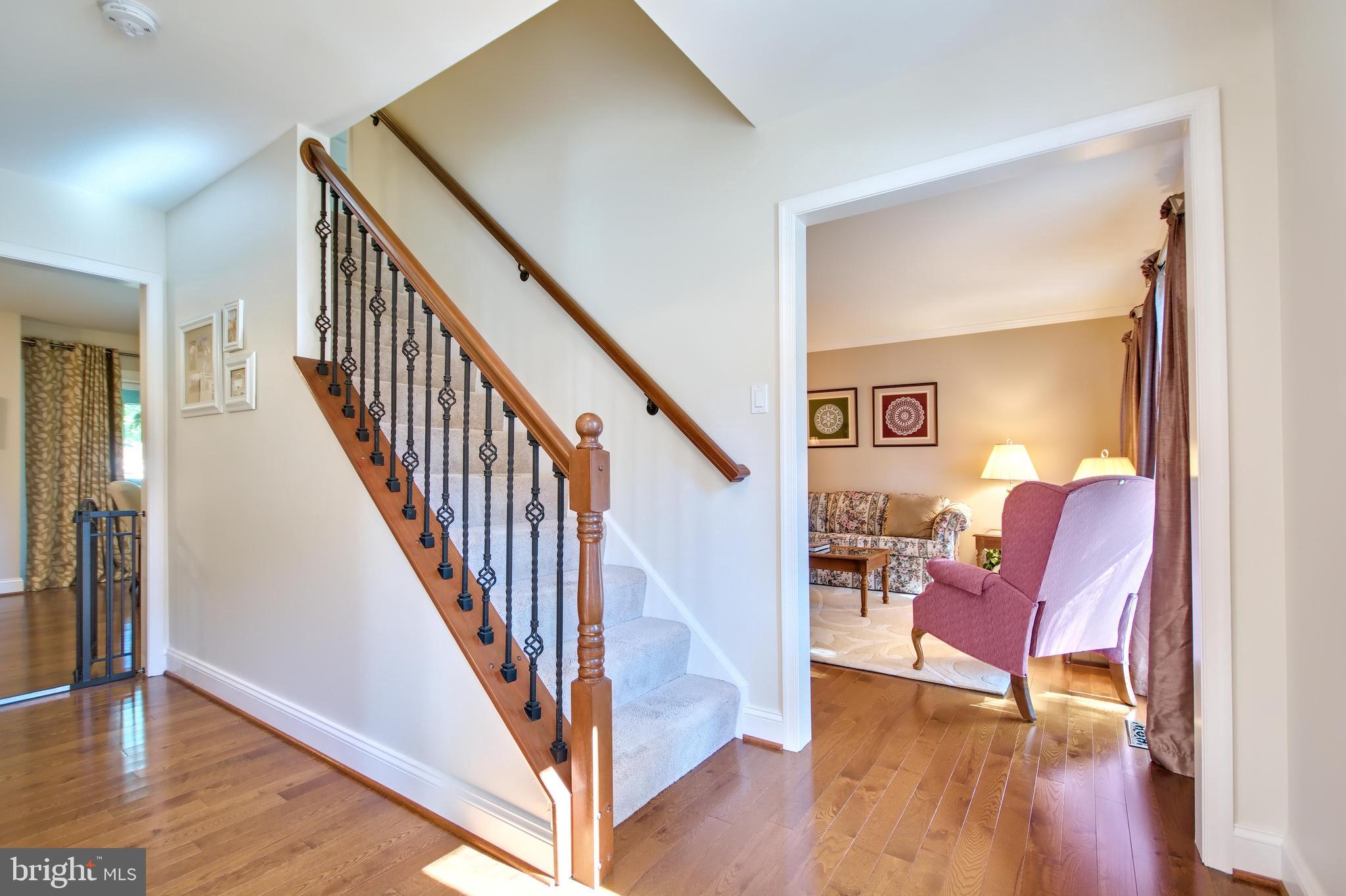 HUNT MEADOW - Residential