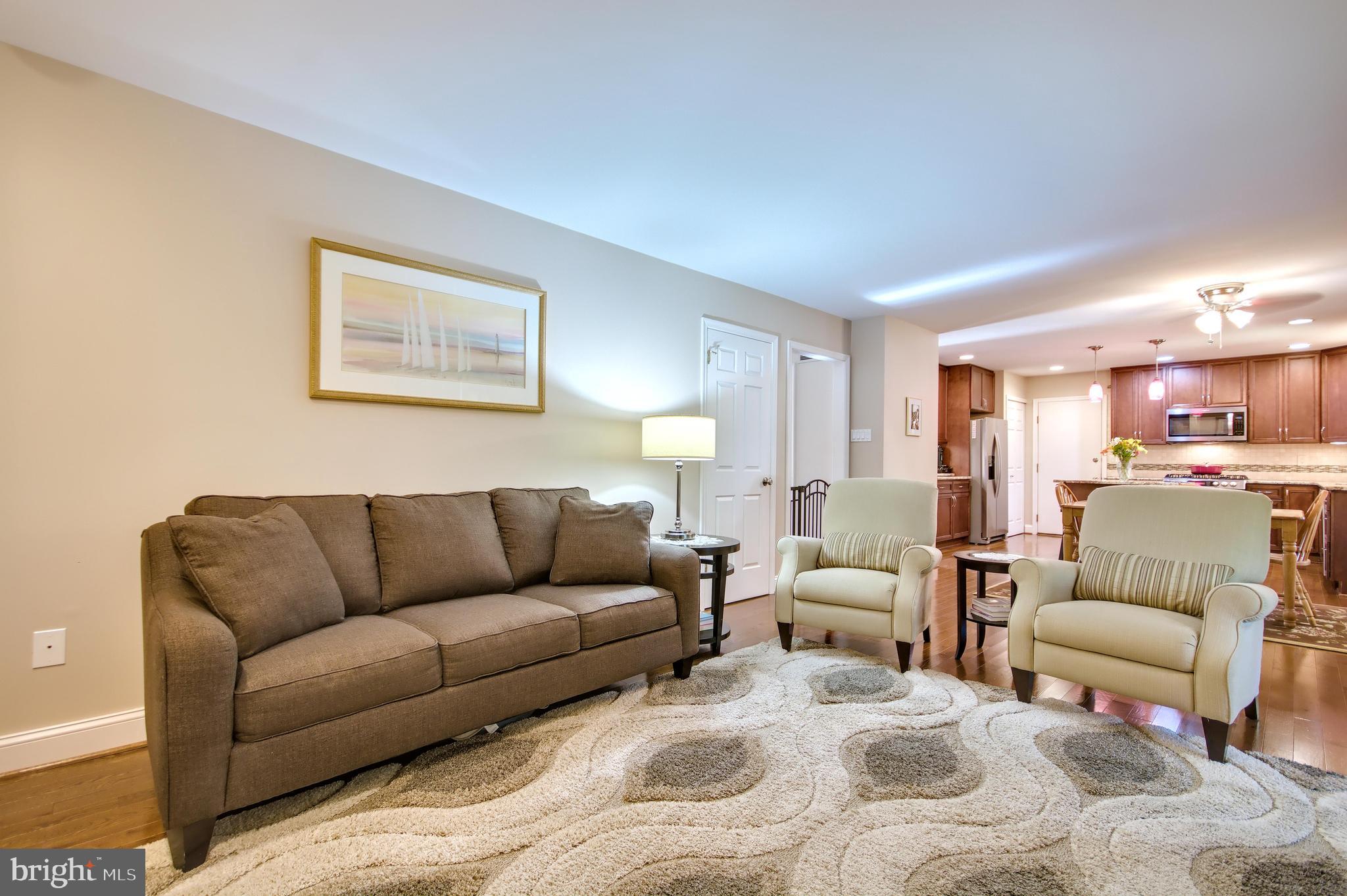 HUNT MEADOW - Residential