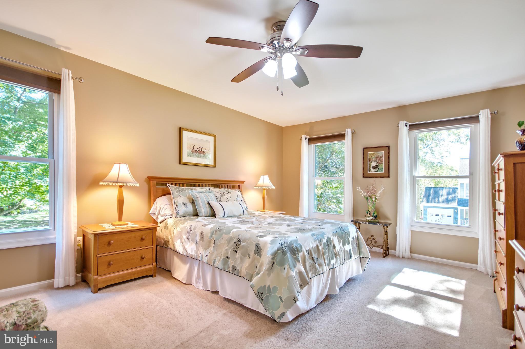 HUNT MEADOW - Residential