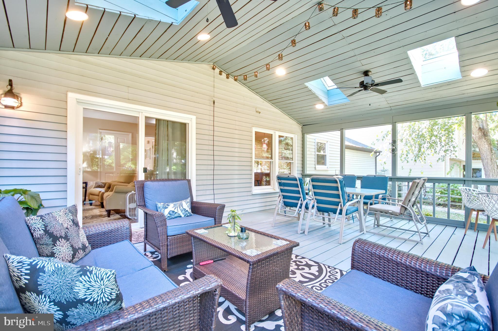 HUNT MEADOW - Residential