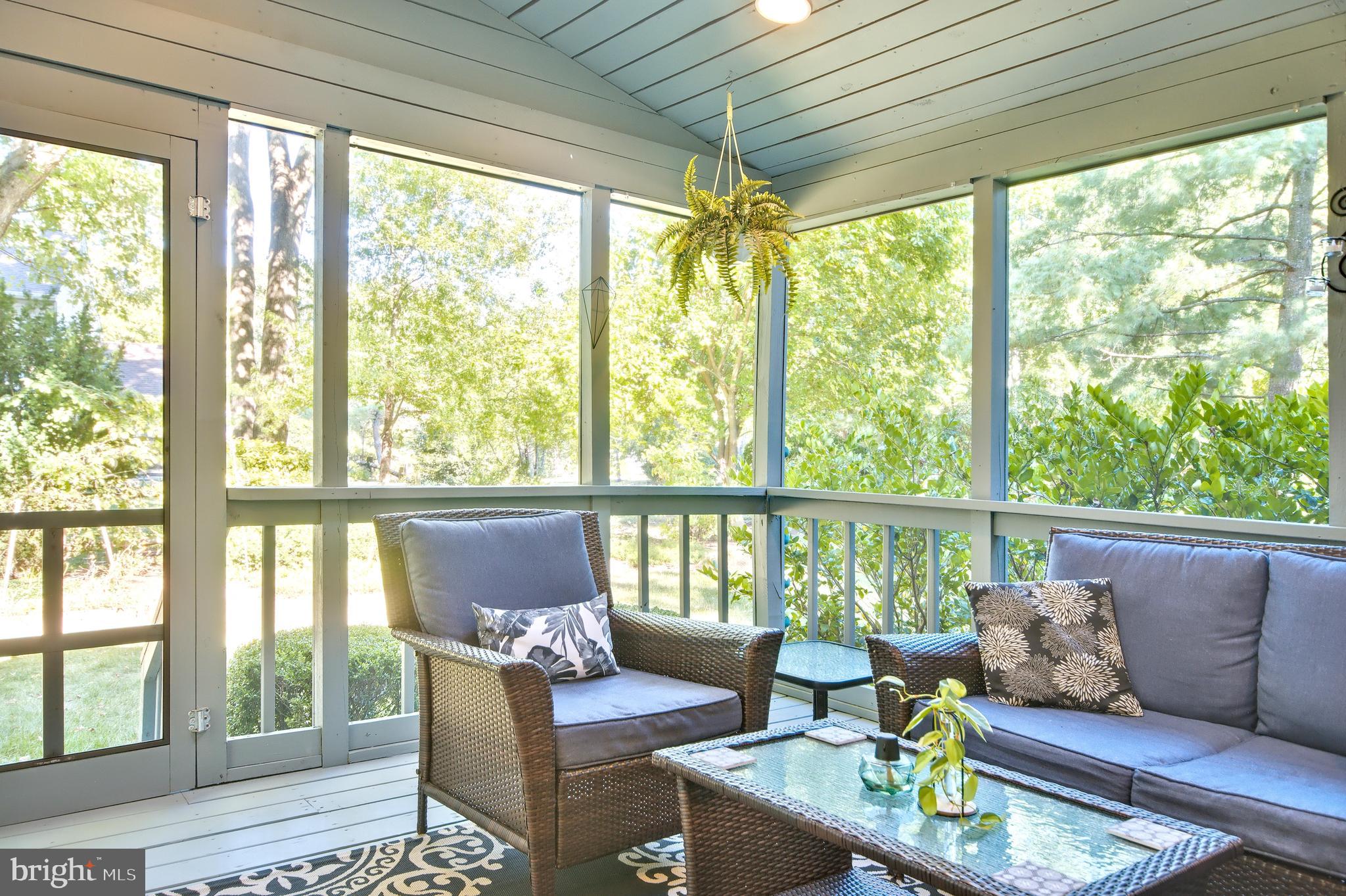 HUNT MEADOW - Residential