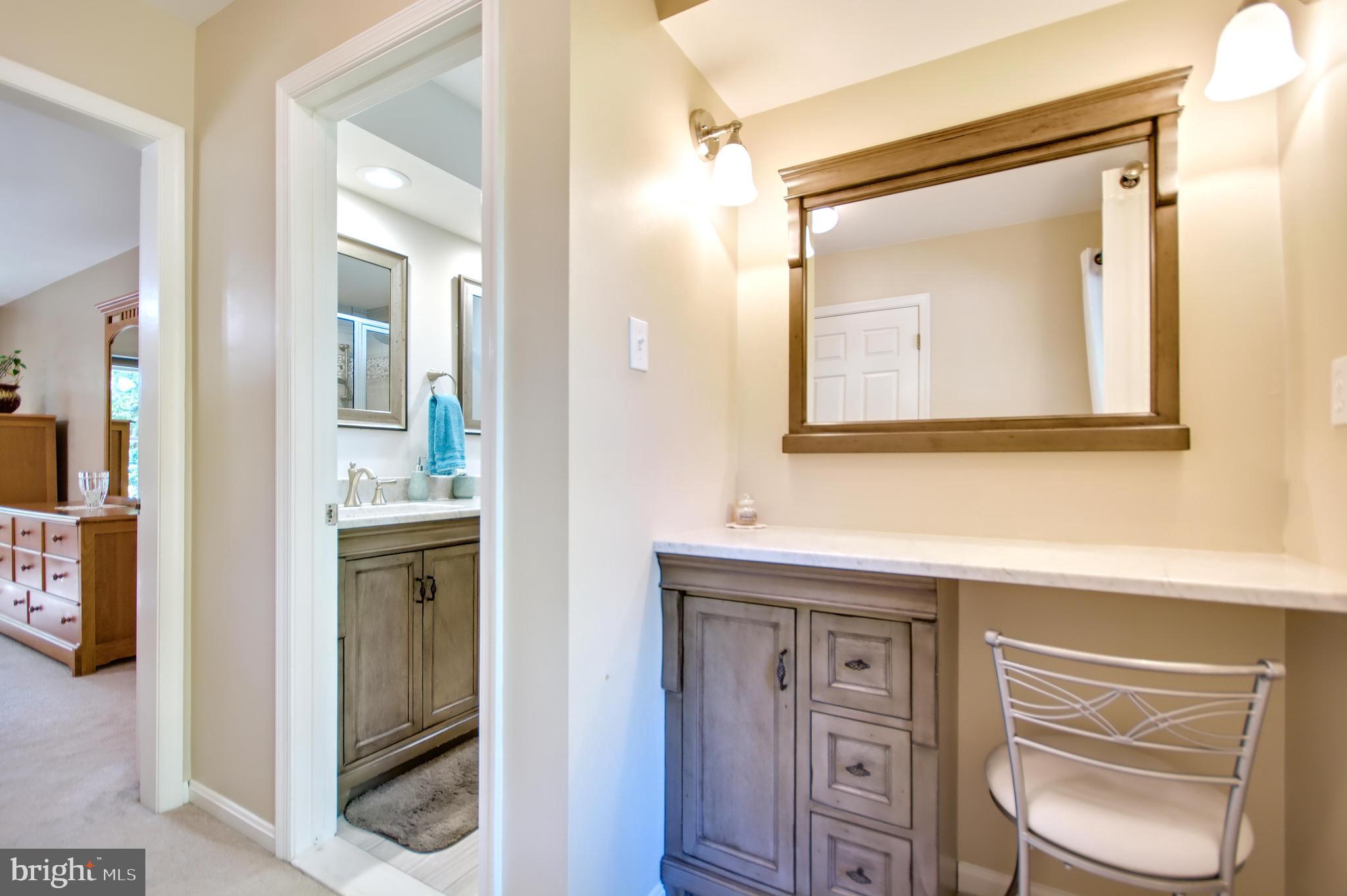 HUNT MEADOW - Residential