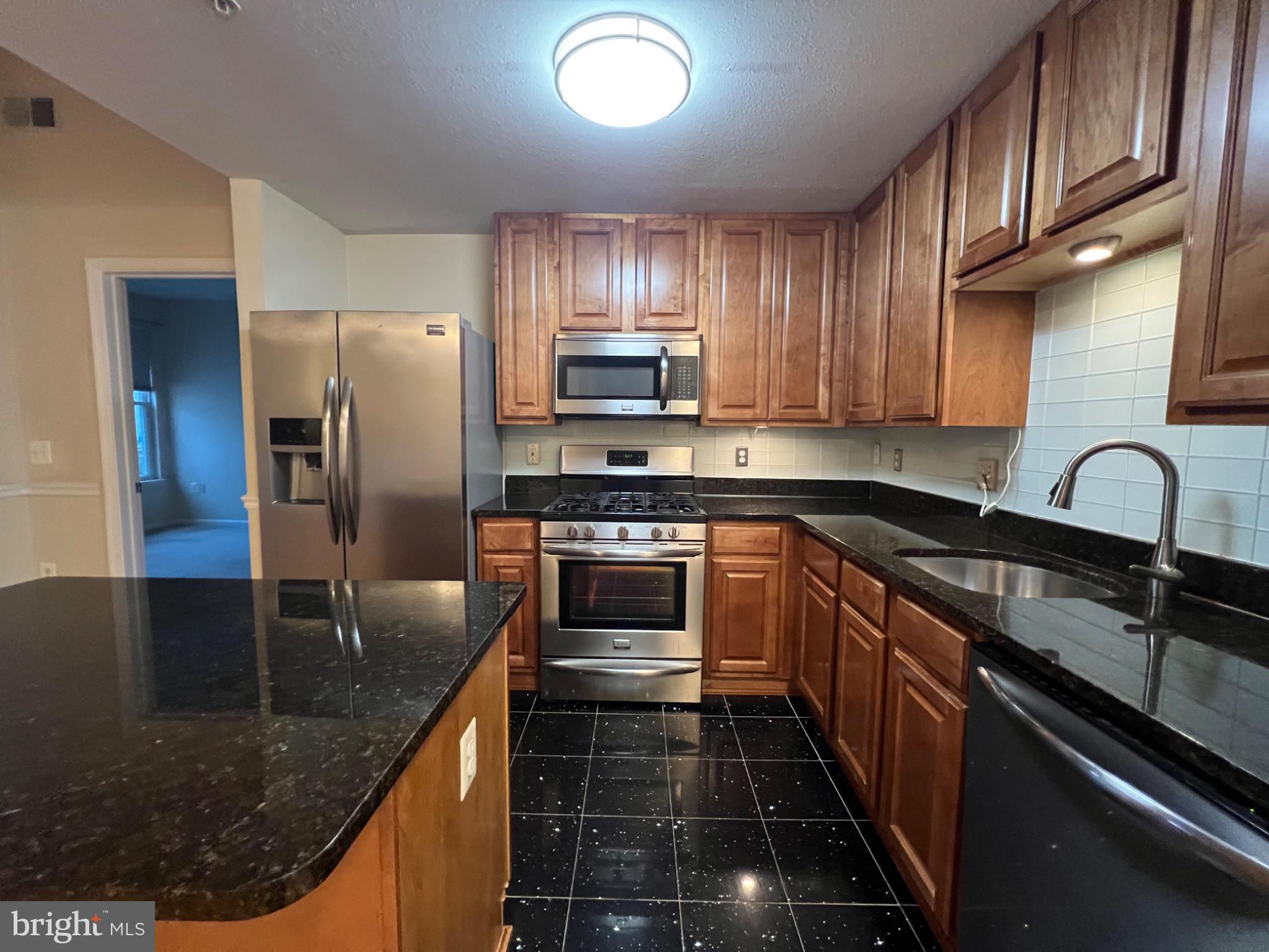 9490 VIRGINIA CENTER BOULEVARD 443