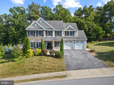Photo of 15 Gentle Drive, East Earl, PA 17519 (MLS # PALA2057330)