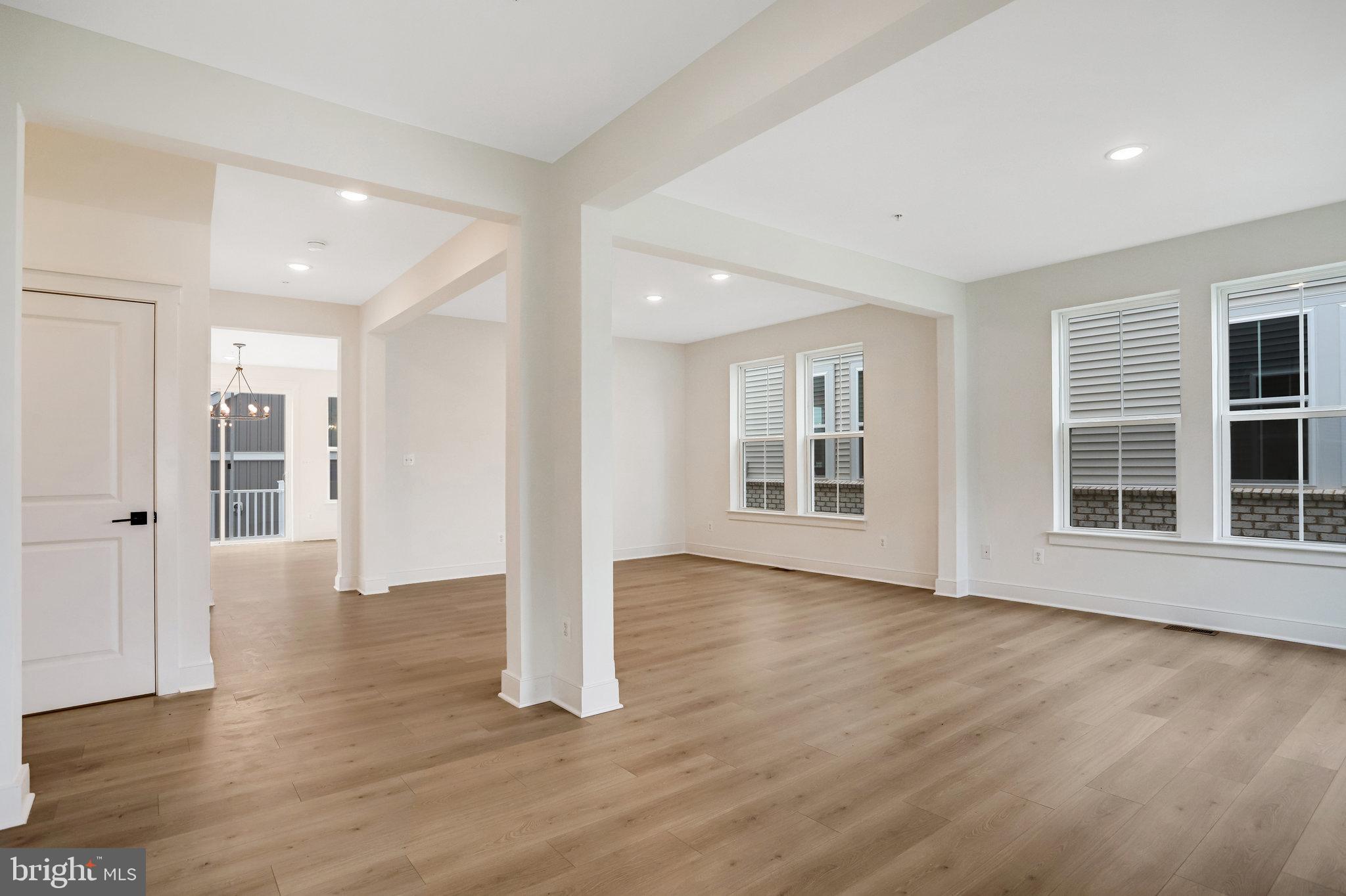 2732 PAVILLION LANE LOT 27