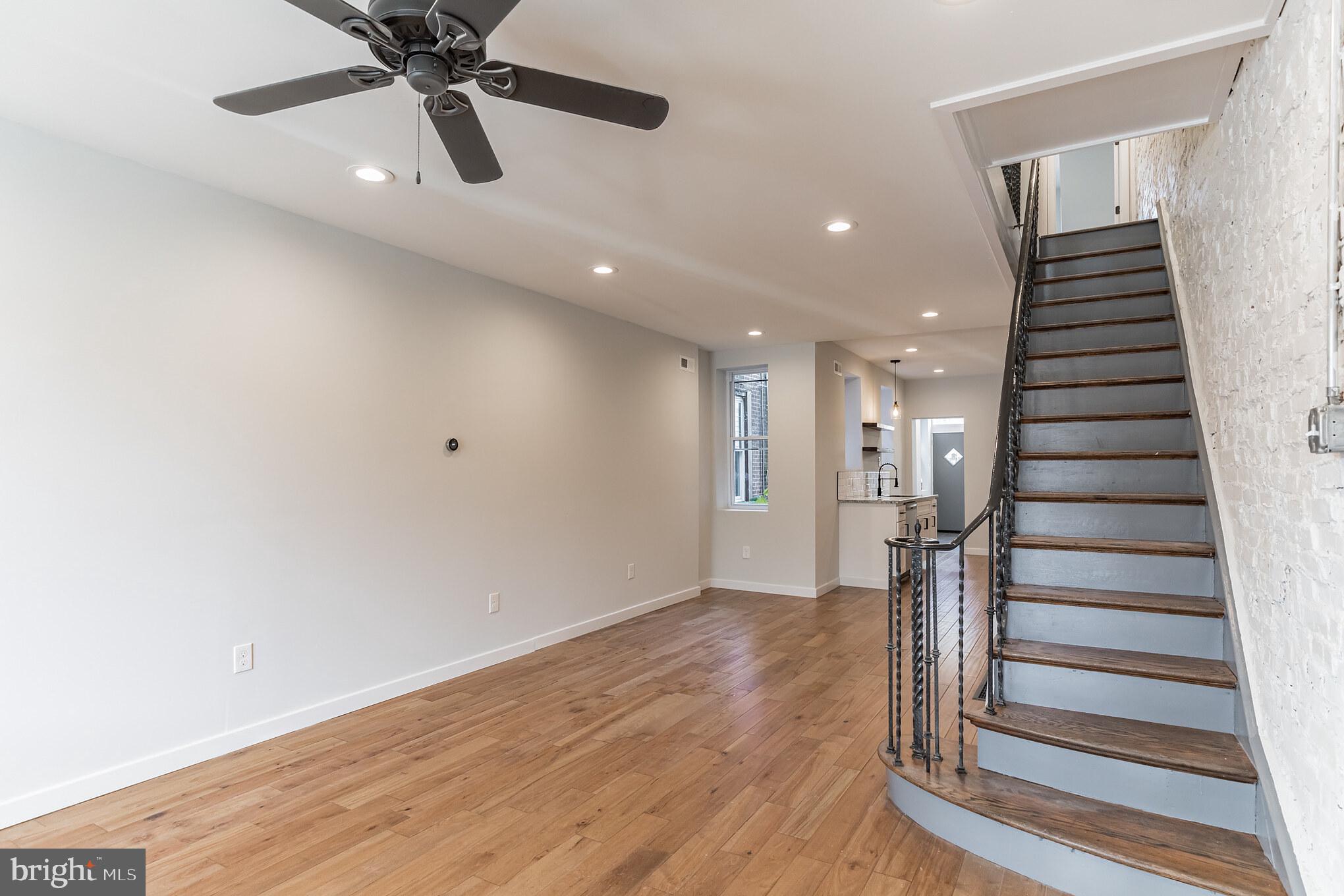 PORT RICHMOND - Residential
