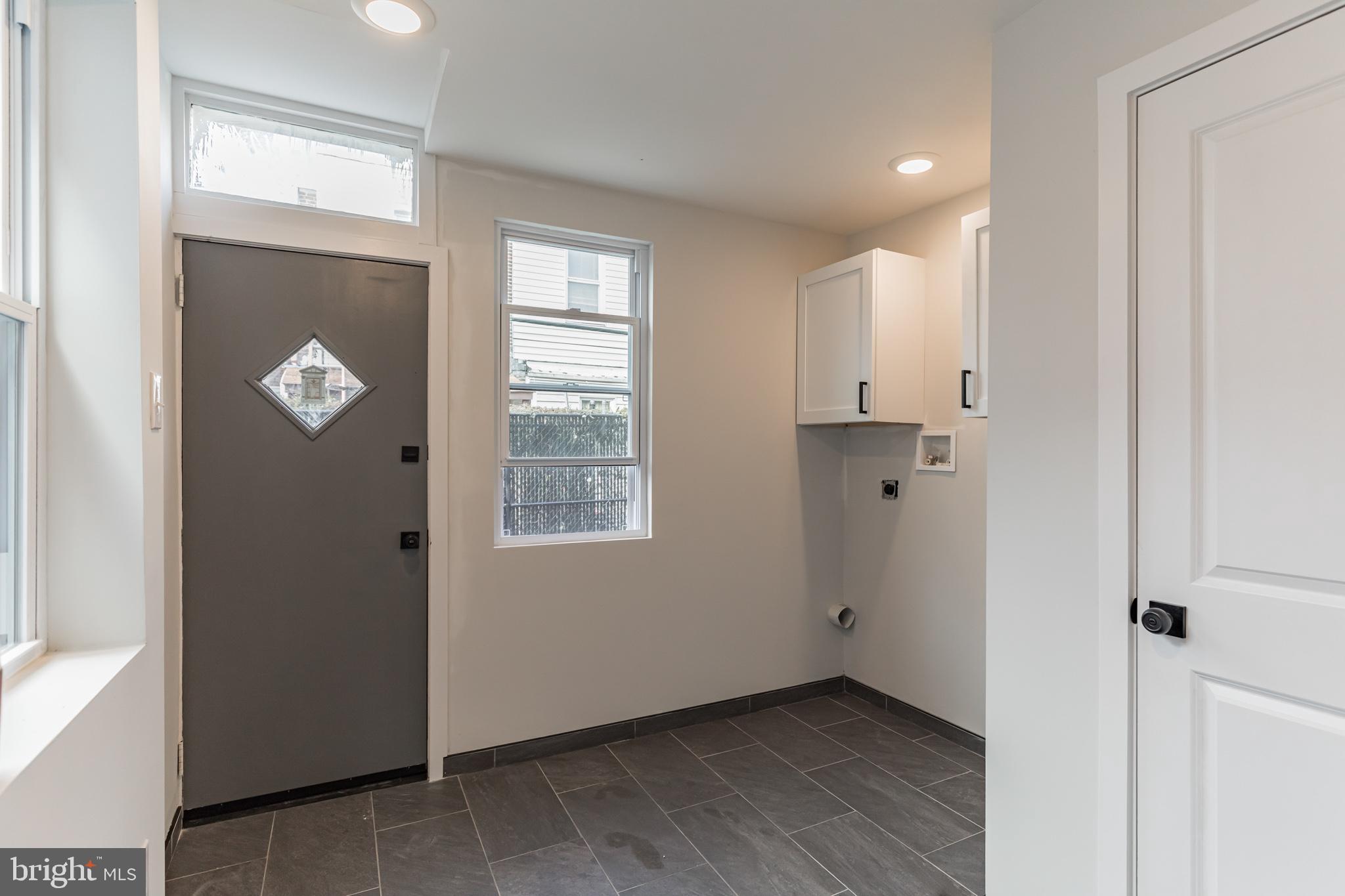PORT RICHMOND - Residential