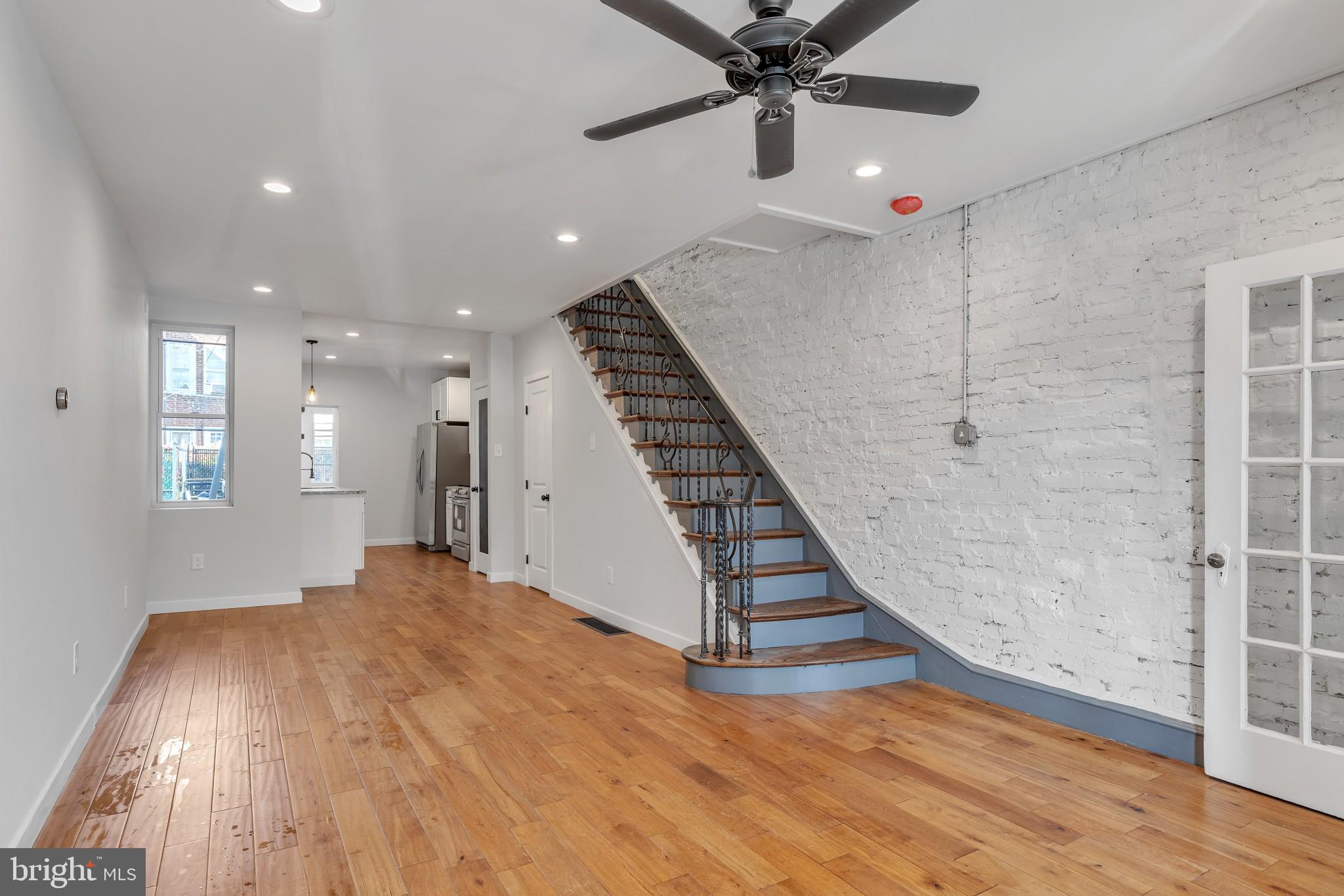 PORT RICHMOND - Residential