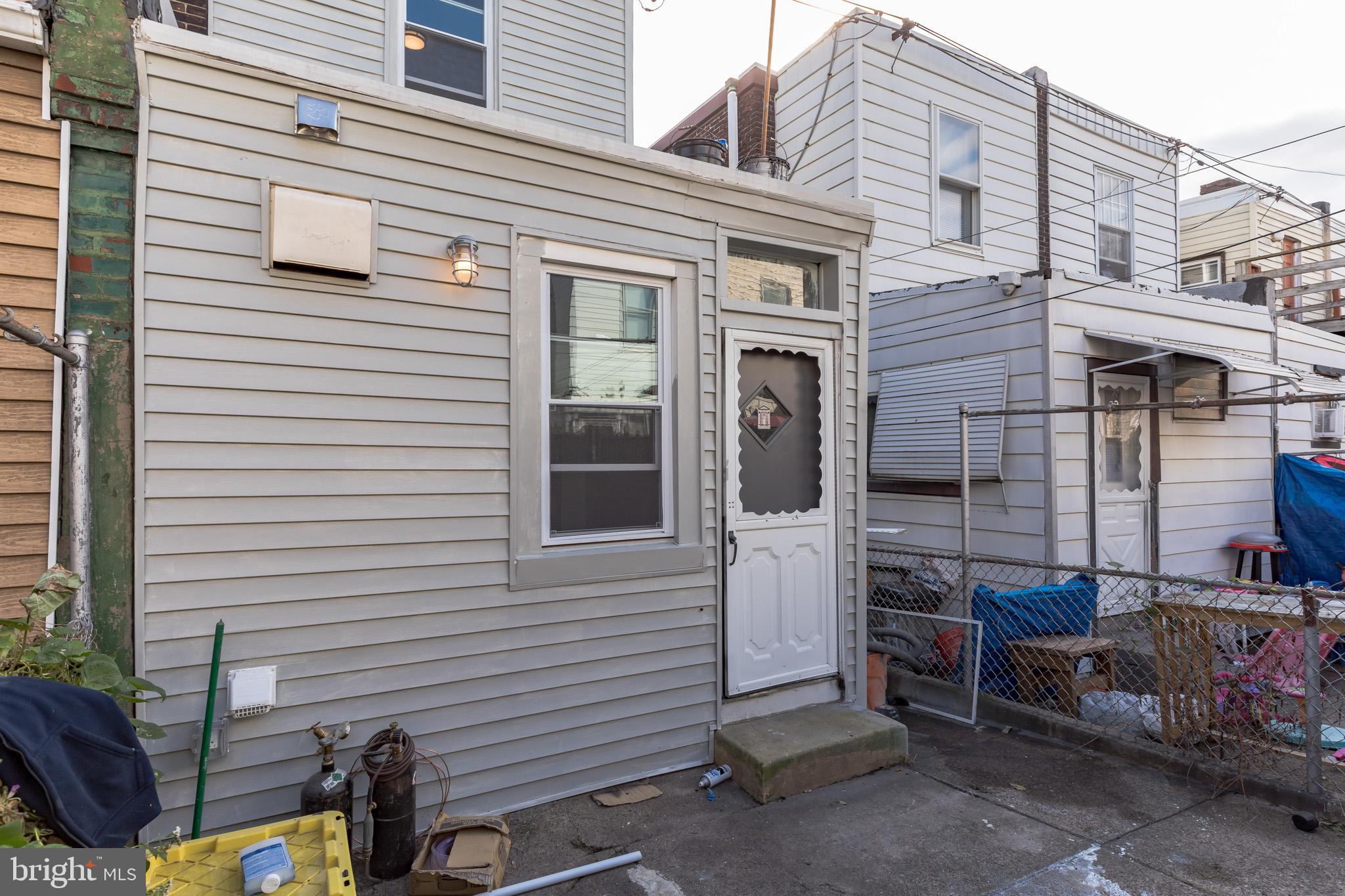 PORT RICHMOND - Residential