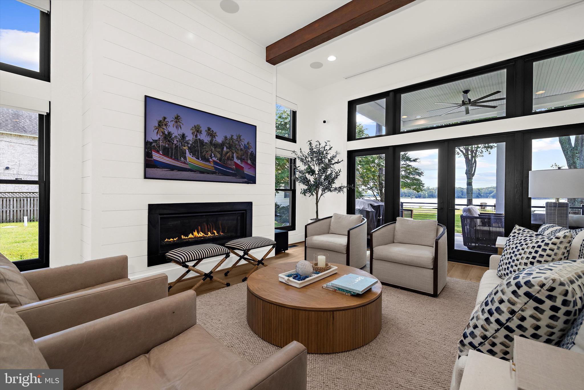 GLEN HILLS - Residential