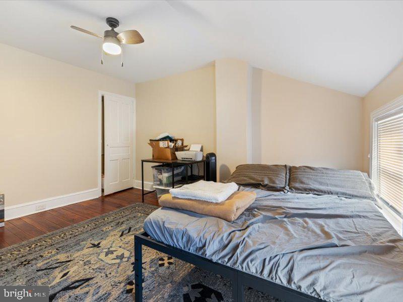 ROXBOROUGH - Residential