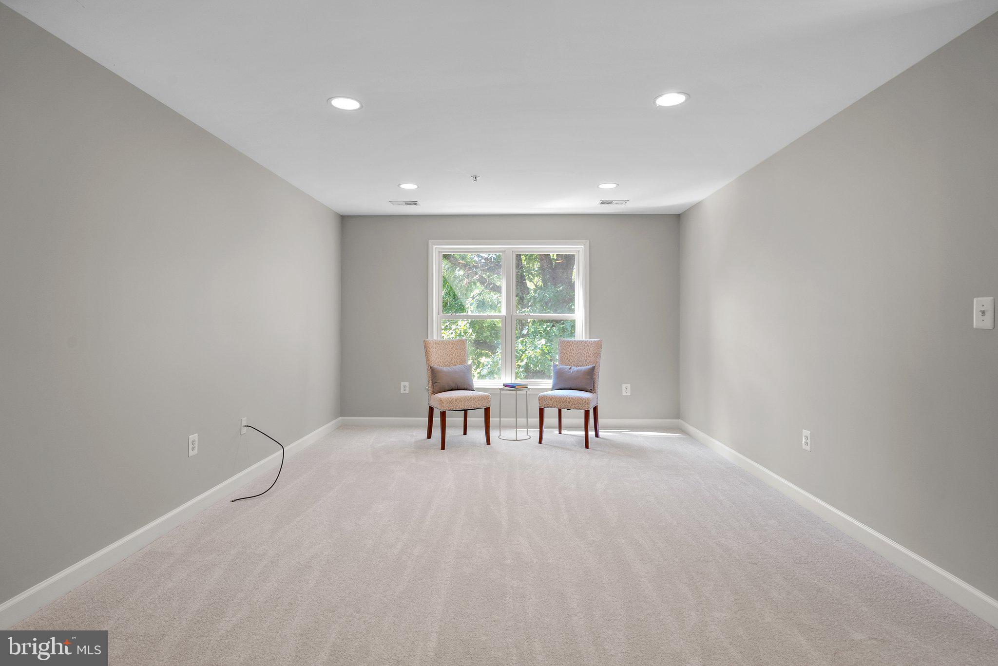 UPPER MARLBORO - Residential