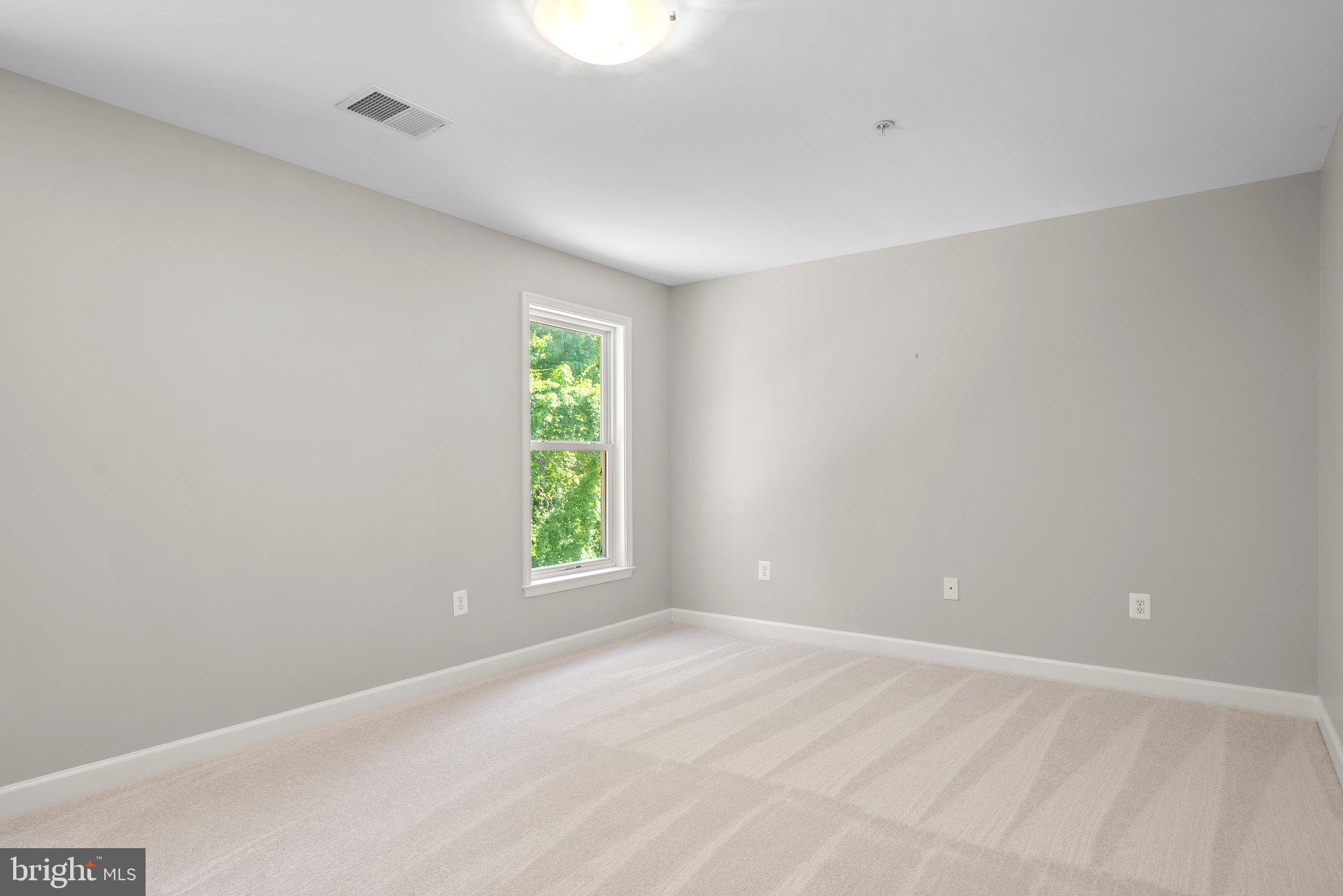 UPPER MARLBORO - Residential