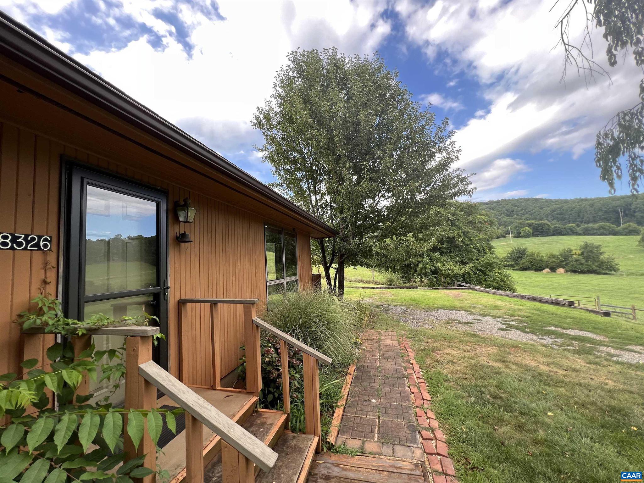 UNKNOWN - Residential Lease