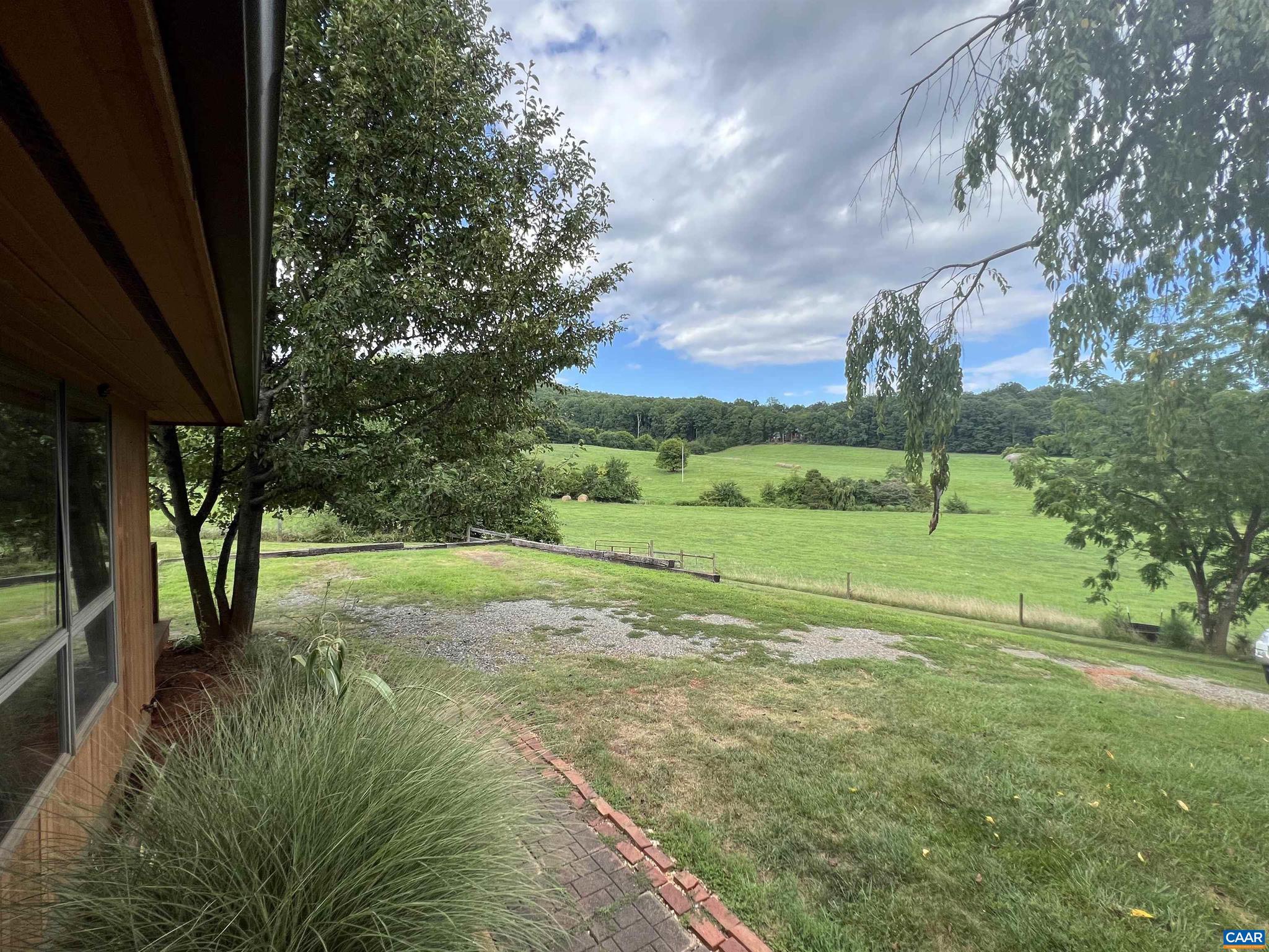 UNKNOWN - Residential Lease